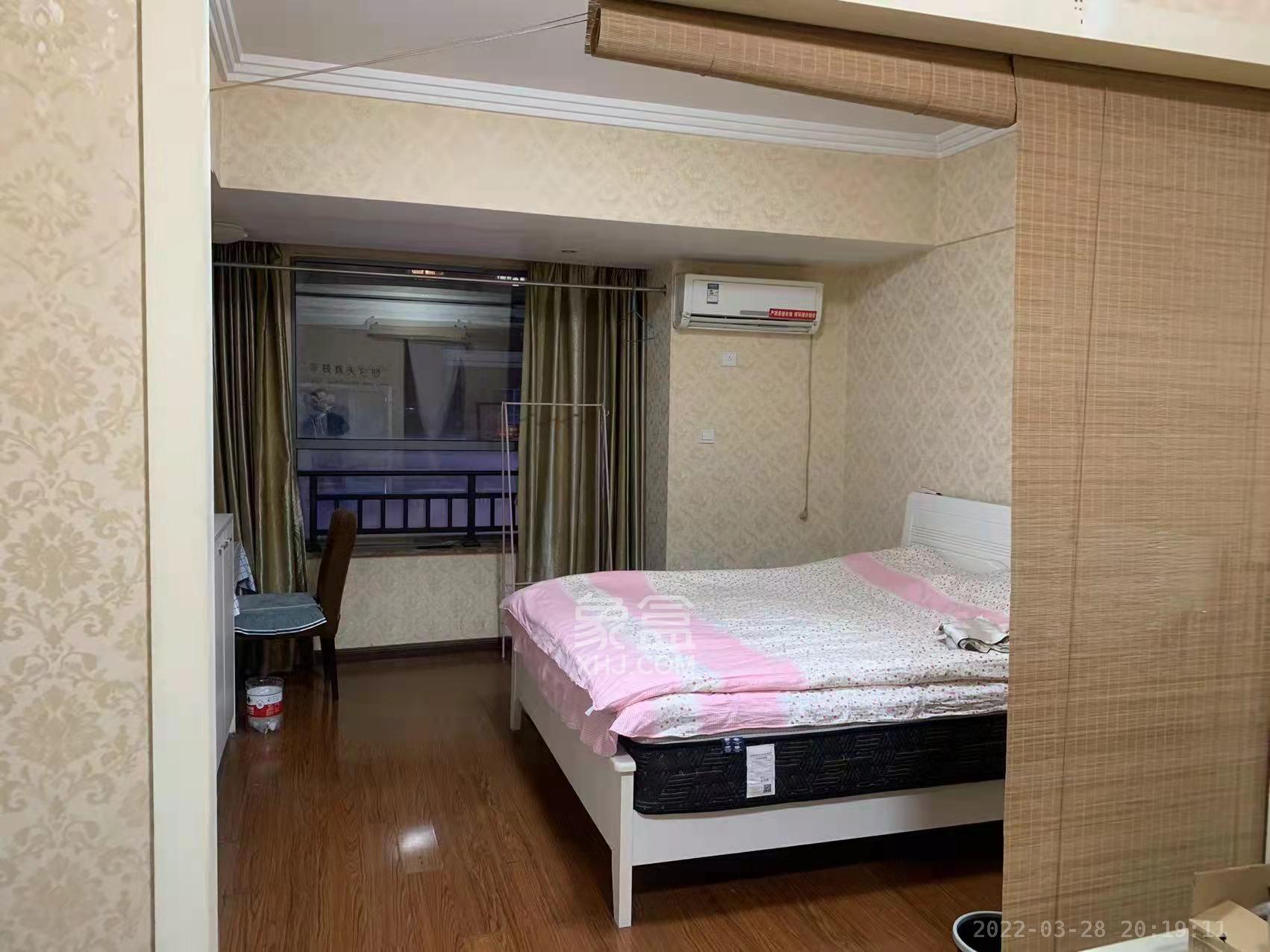 西子一间 1室1厅1卫 1800.0元/月 西子一间 1室1厅1卫 1800.0元/月室内图