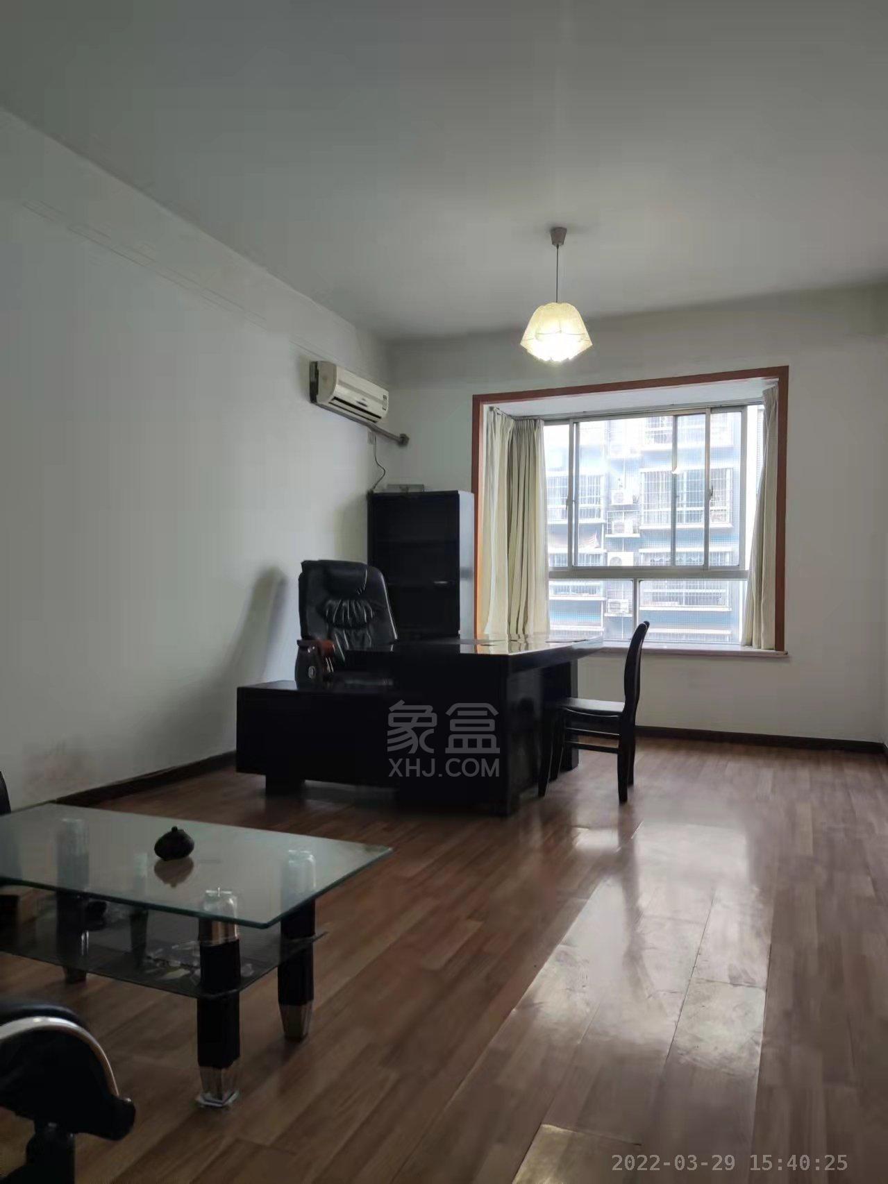 东都大酒店(东都大厦) 1室1厅1卫 1000.00元/月 东都大酒店(东都大厦) 1室1厅1卫 1000.00元/月室内图