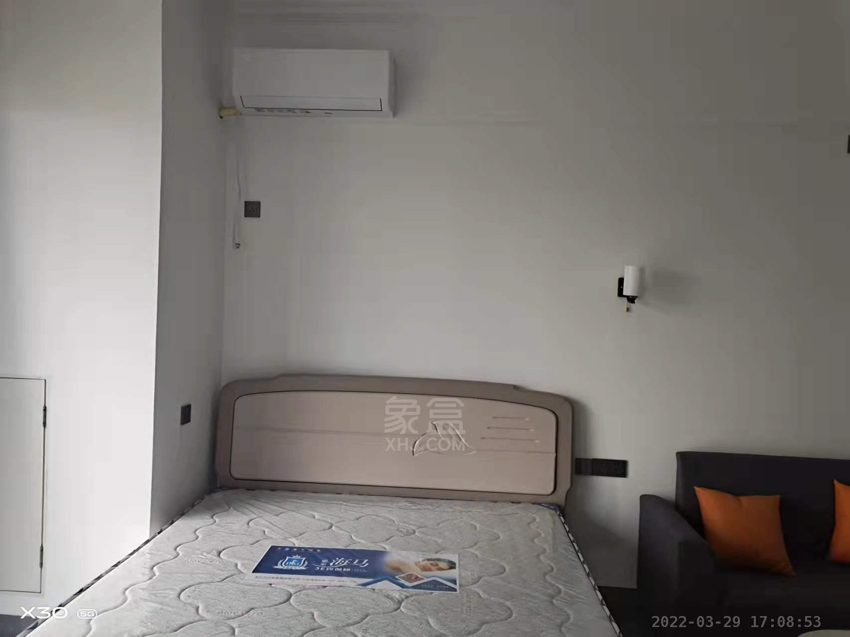 朗廷览江  1室1厅1卫   1800.00元/月室内图