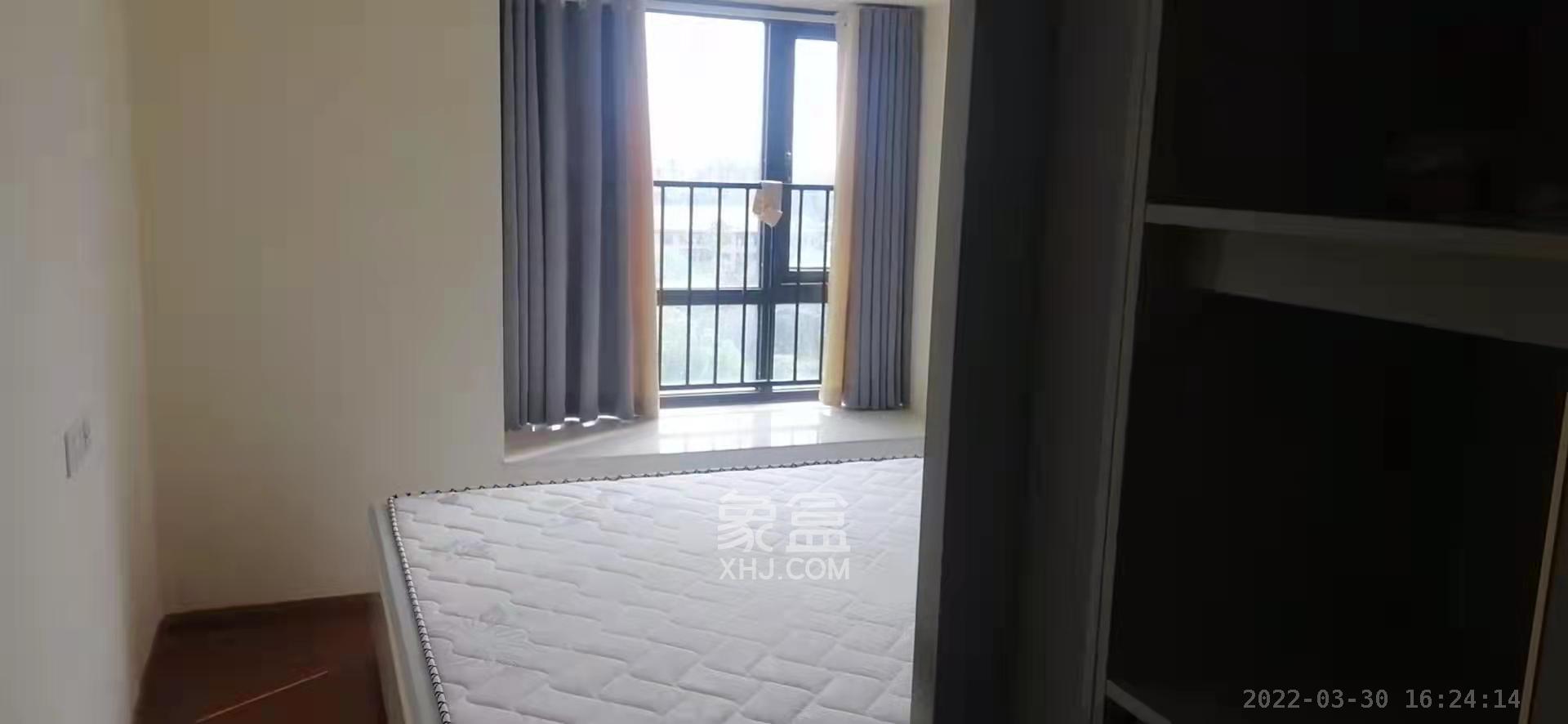 碧桂园高尔夫花园  4室2厅2卫    2800.0元/月室内图