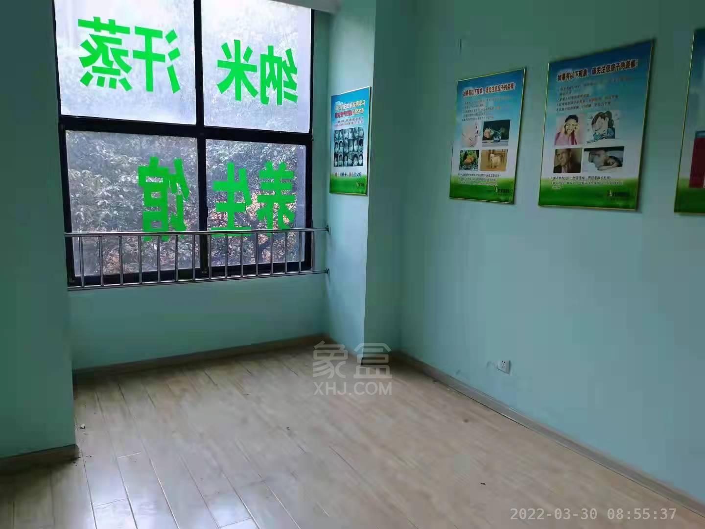 德馨华厦（华南路295号）  3室2厅2卫   1300.00元/月室内图