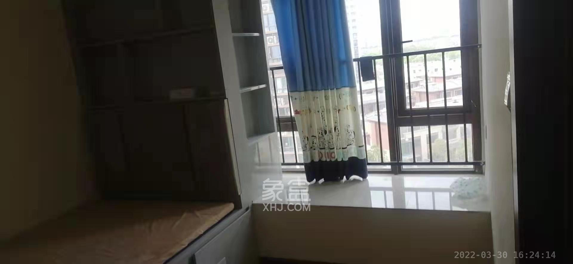 碧桂园高尔夫花园  4室2厅2卫    2800.0元/月室内图