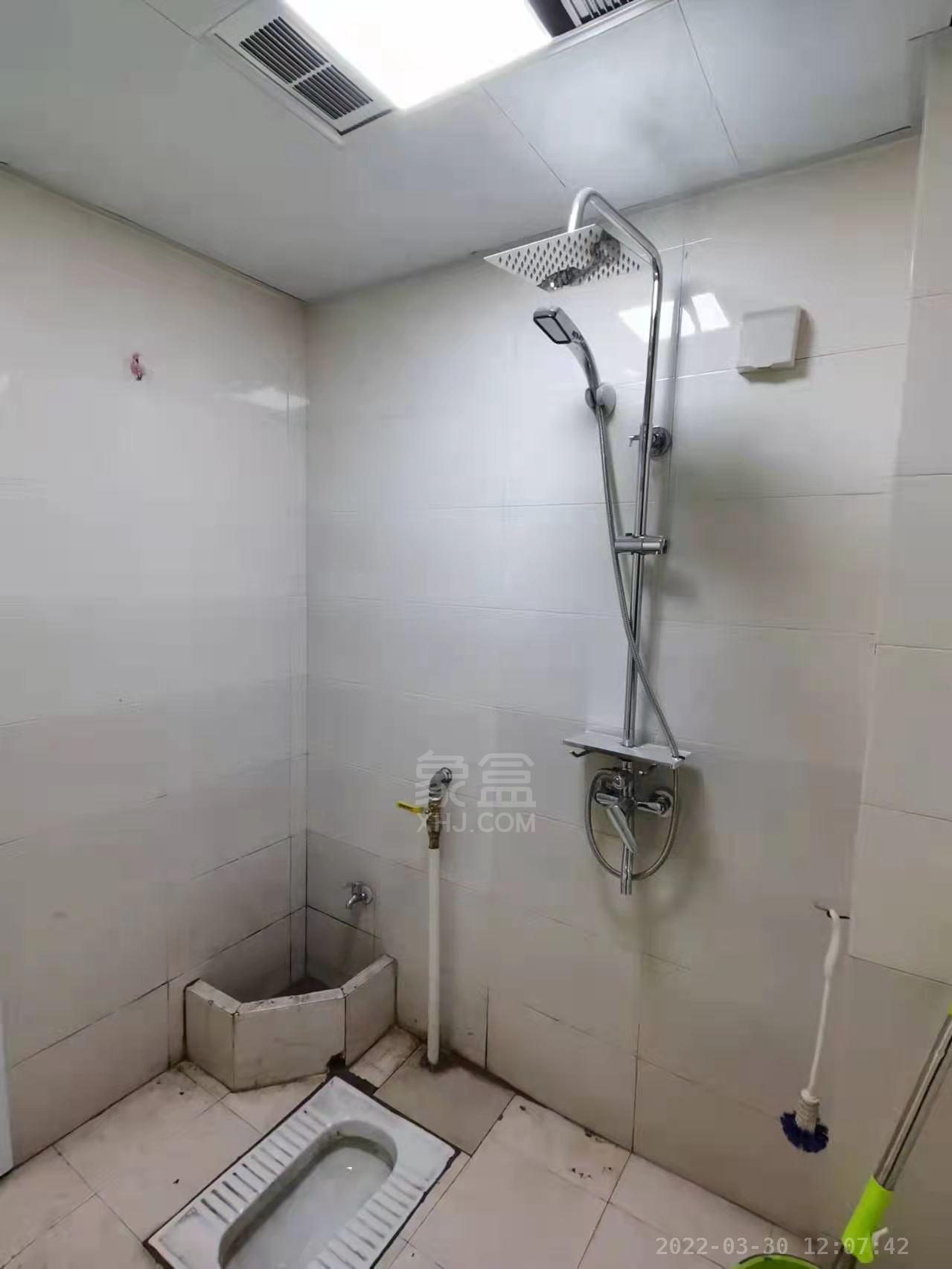 天顺楼 2室1厅1卫 1800.00元/月 天顺楼 2室1厅1卫 1800.00元/月室内图