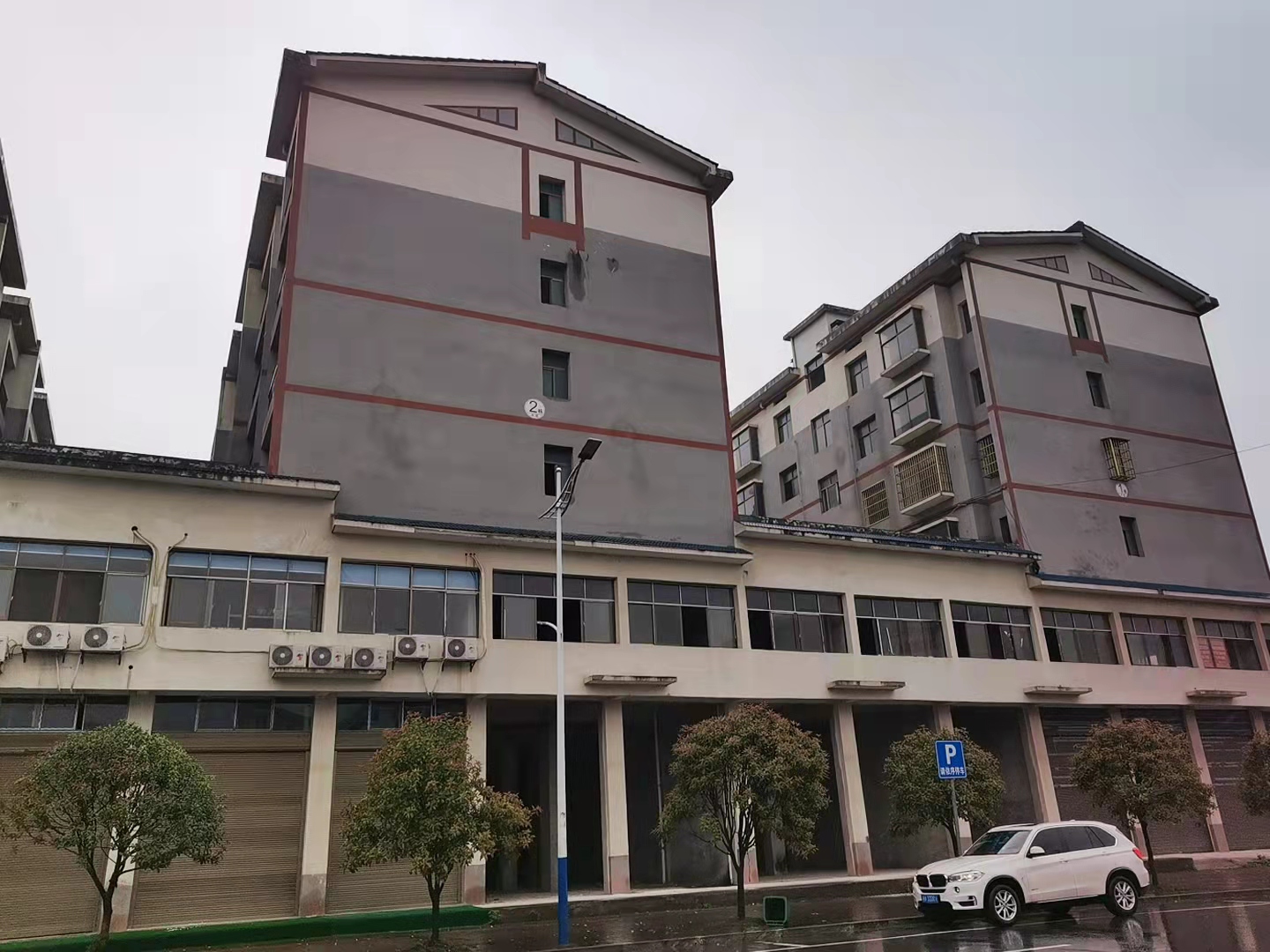 义务小商品市场室内图2