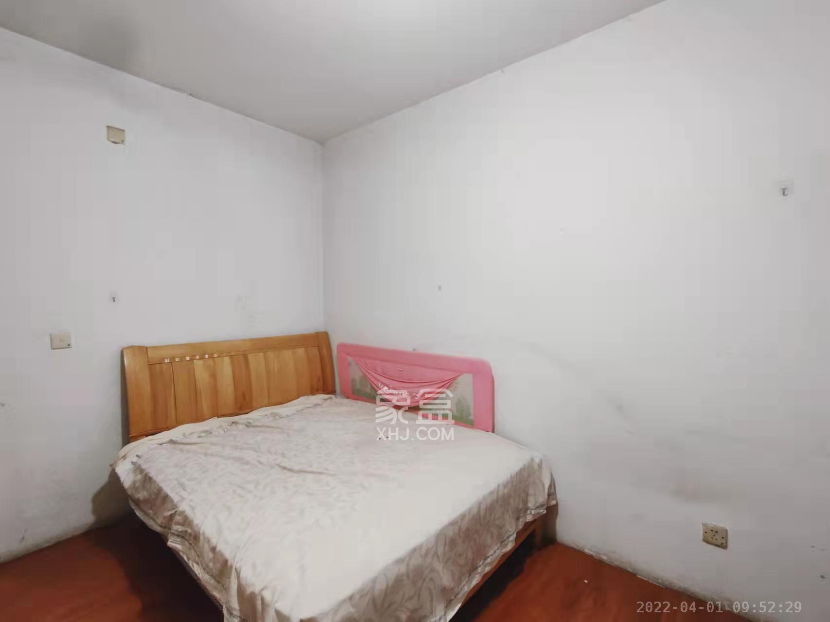 丰收花园住宅小区  3室2厅2卫   1500.00元/月室内图