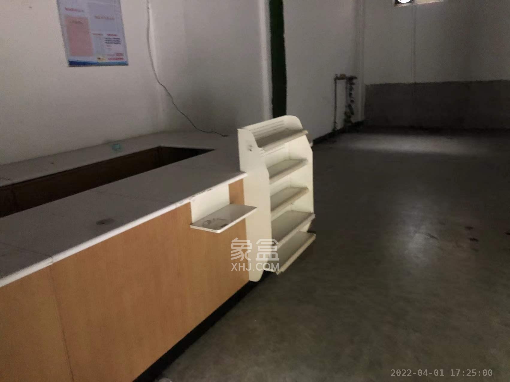 湘瑞家园 1室1厅1卫 2000.0元/月 湘瑞家园 1室1厅1卫 2000.0元/月室内图