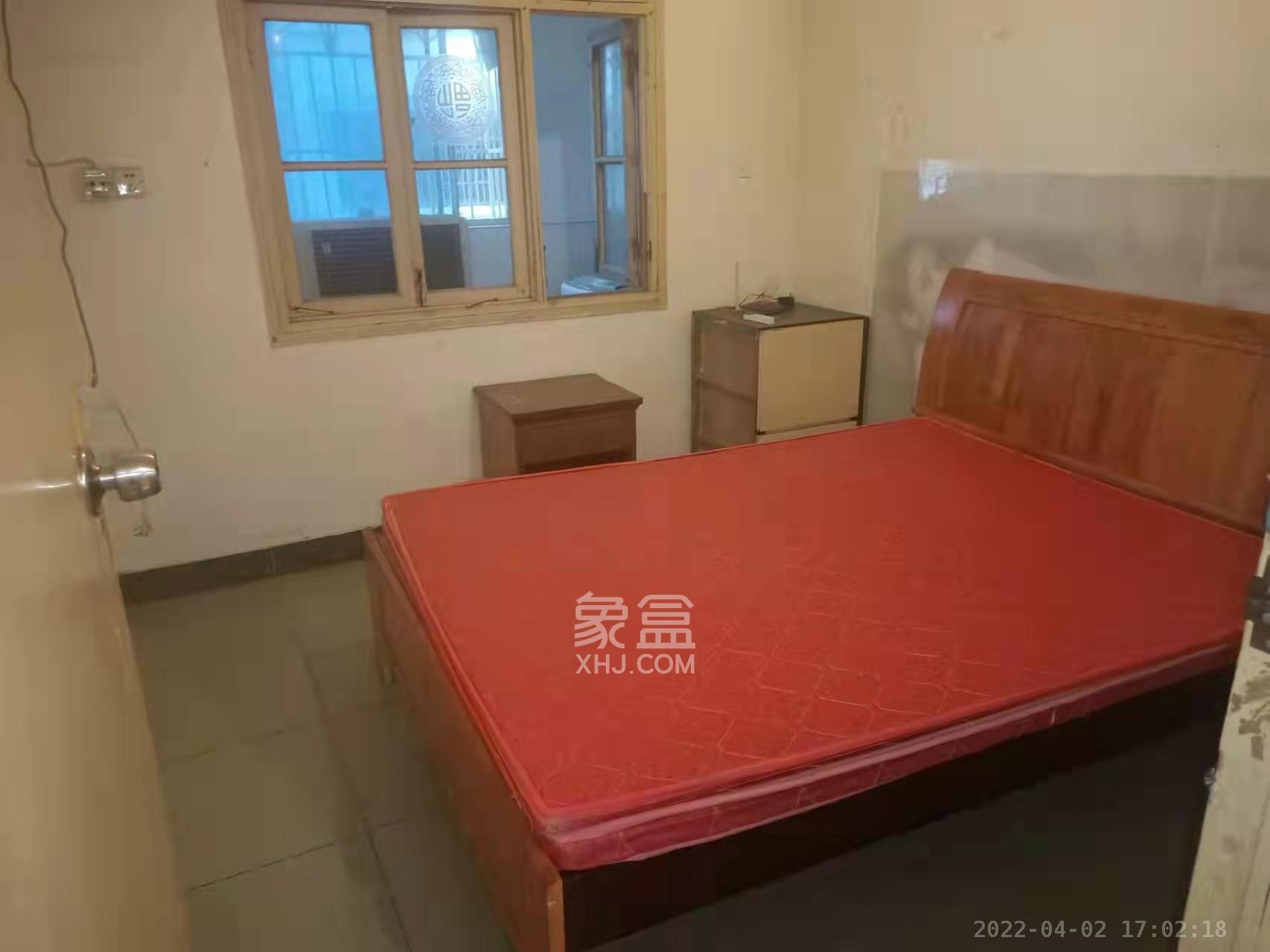 鸿运花苑  2室1厅1卫    1800.0元/月室内图