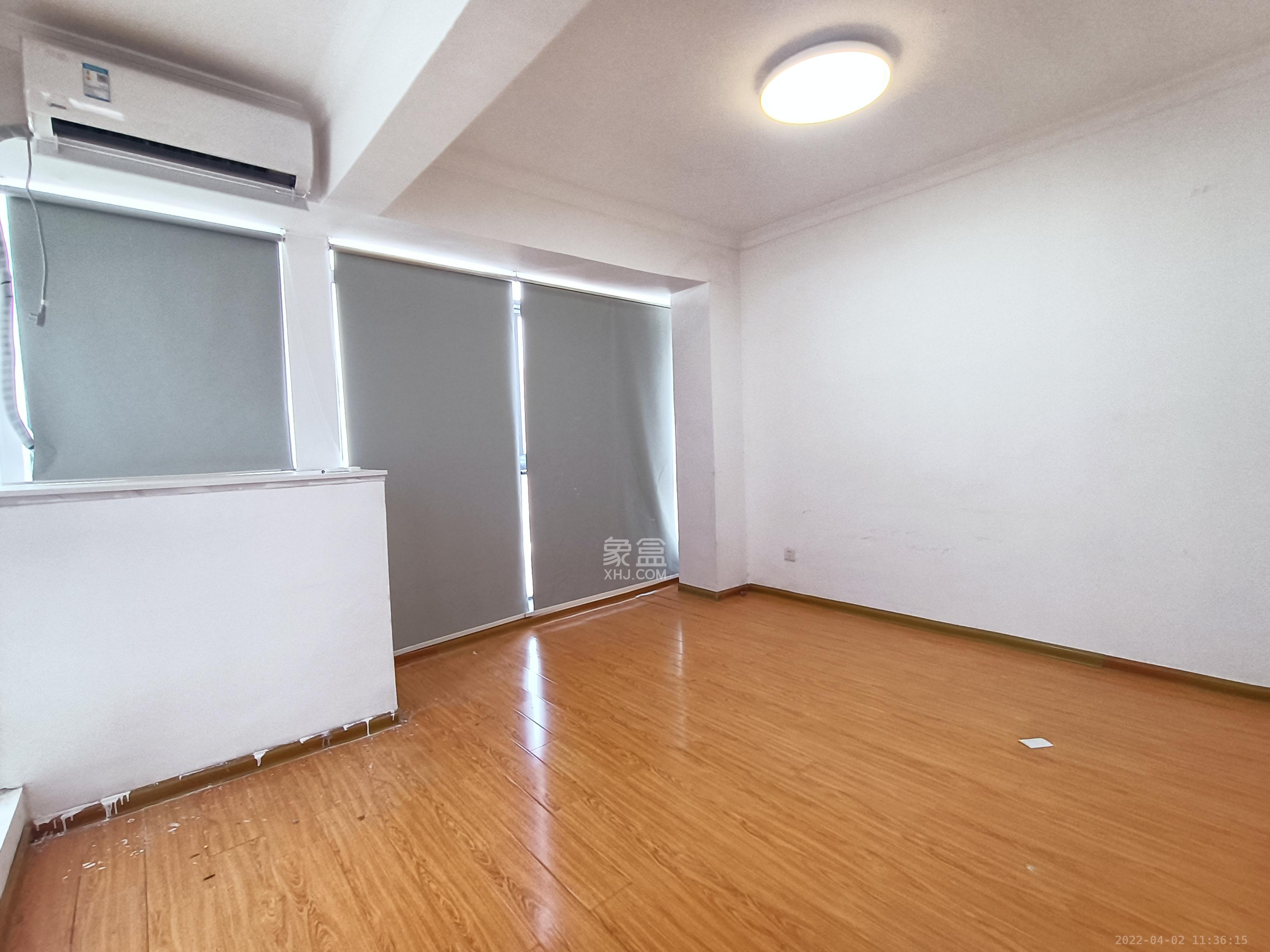 达美美立方  5室2厅2卫   6500.00元/月室内图