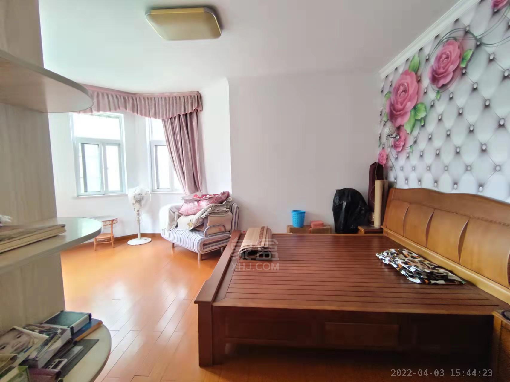 香博堡  3室2厅2卫   1800.00元/月室内图