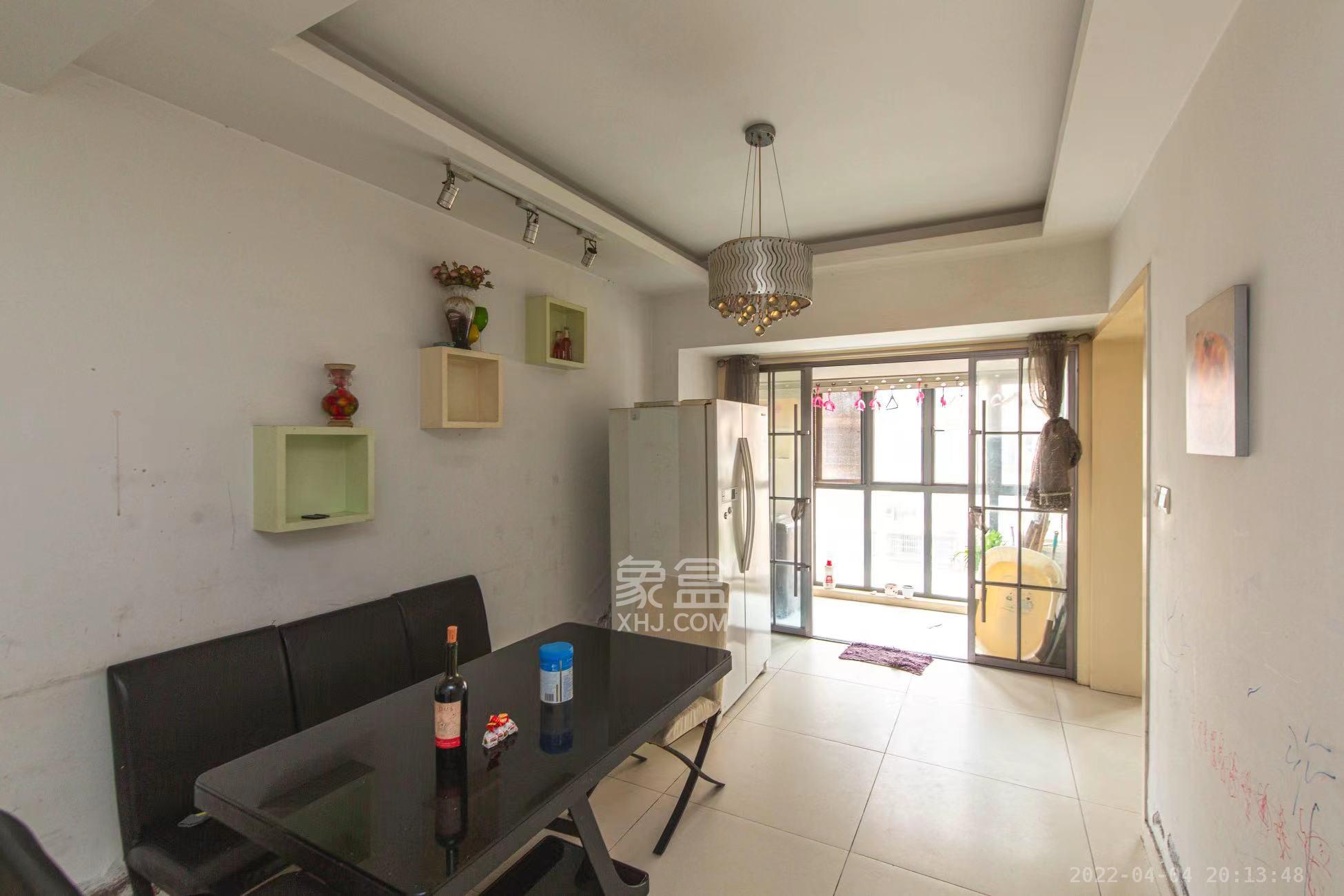 中城丽景香山园  3室2厅2卫    3600.0元/月室内图