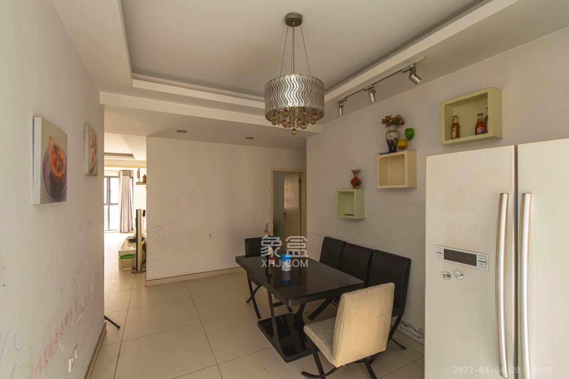 中城丽景香山园 3室2厅2卫 3600.0元/月 中城丽景香山园 3室2厅2卫 3600.0元/月室内图