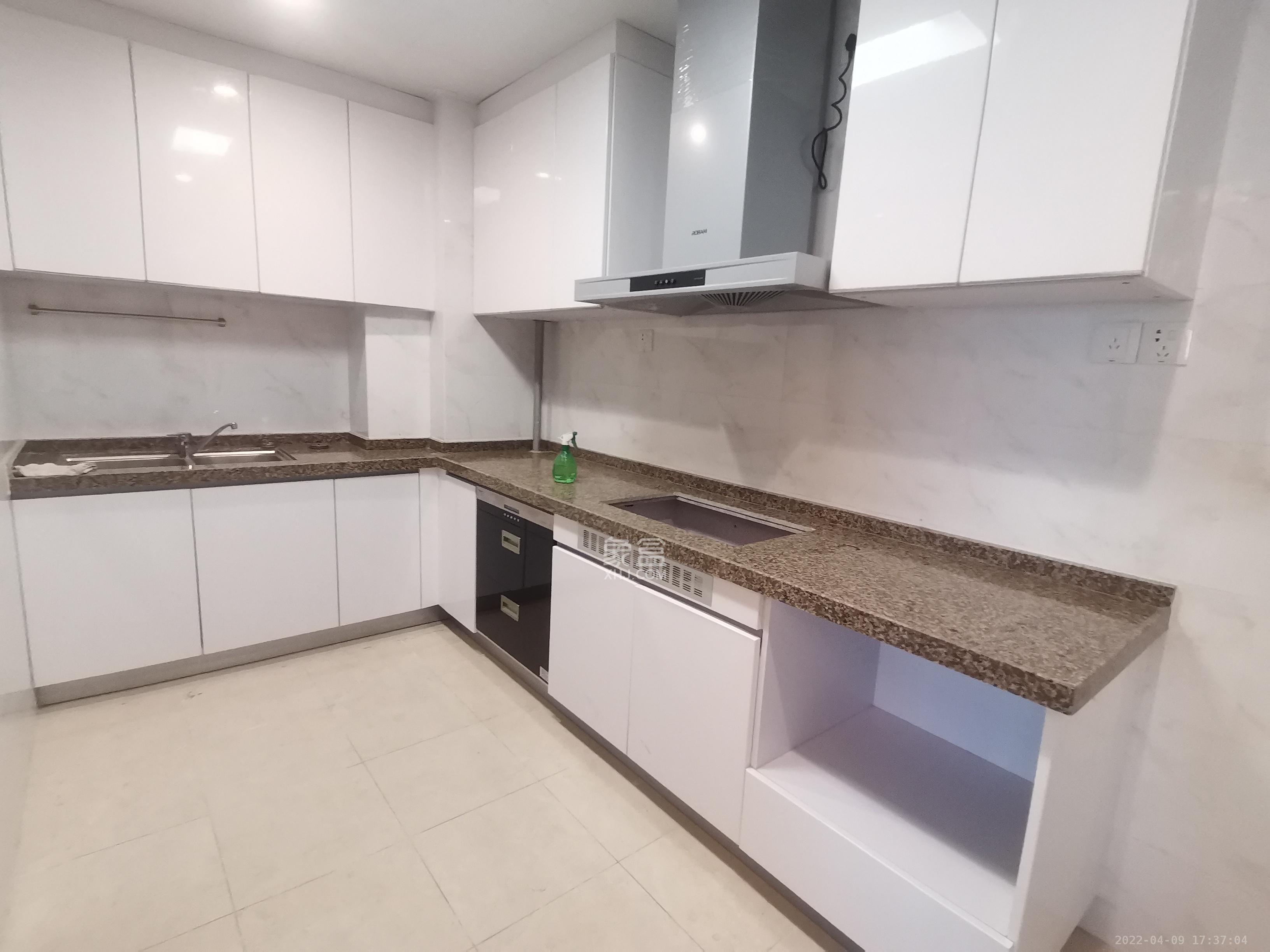 恒大御景半岛锦绣苑 3室2厅1卫 3000.0元/月 恒大御景半岛锦绣苑 3室2厅1卫 3000.0元/月室内图