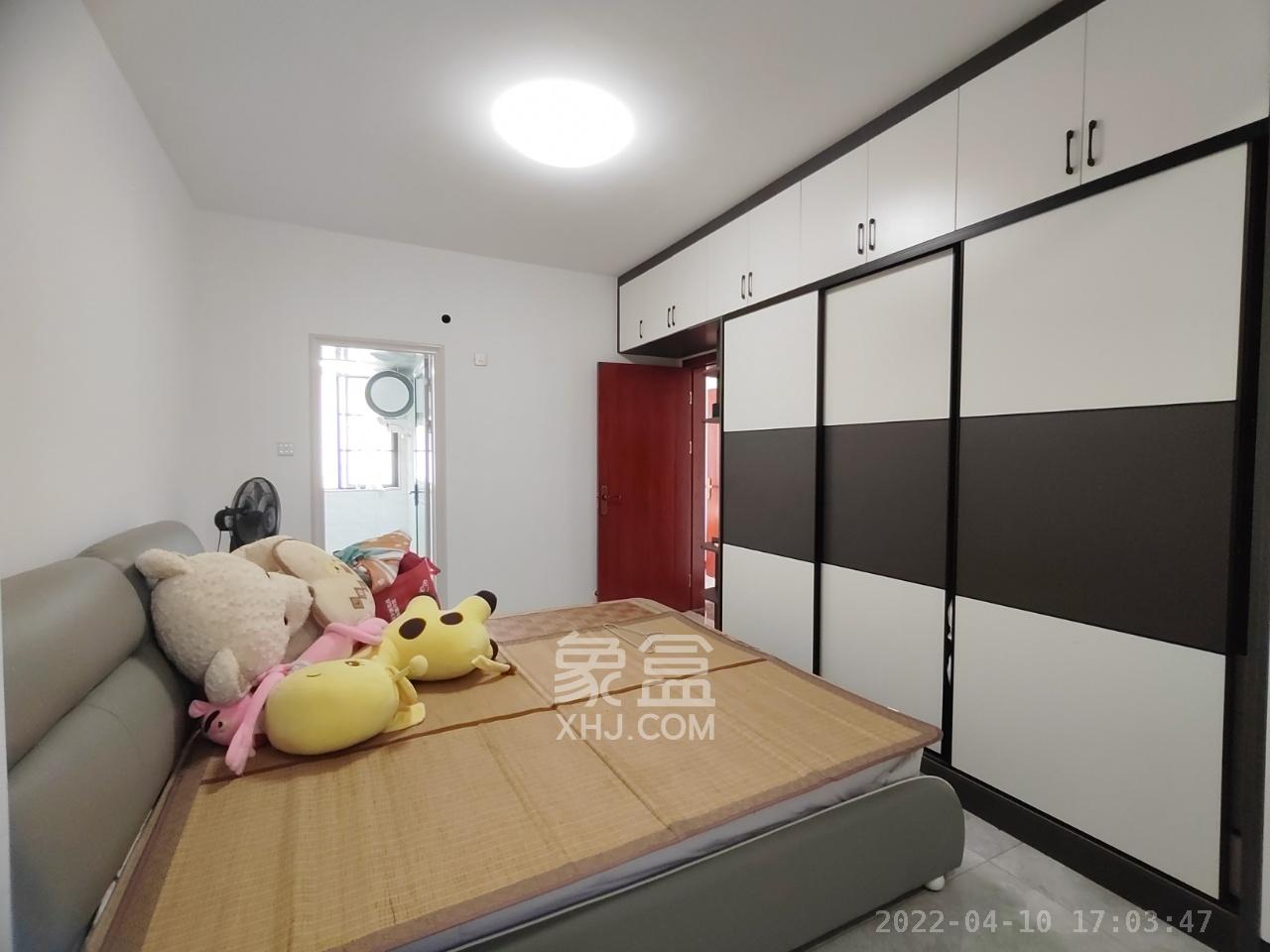 今时艺苑 3室2厅2卫 3300.0元/月 今时艺苑 3室2厅2卫 3300.0元/月室内图