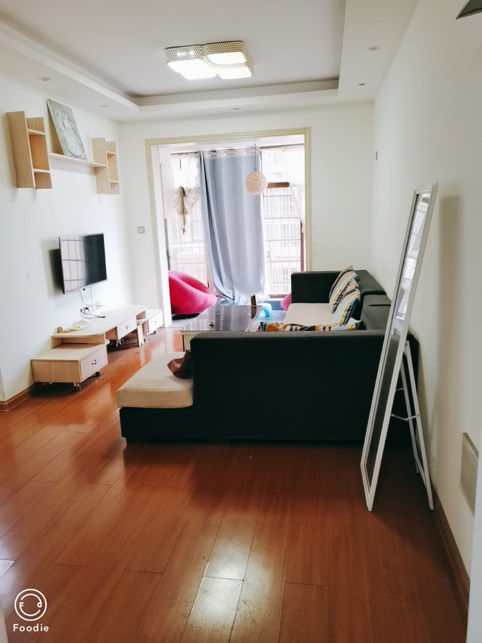 新概念  1室1厅1卫   1500.00元/月室内图1