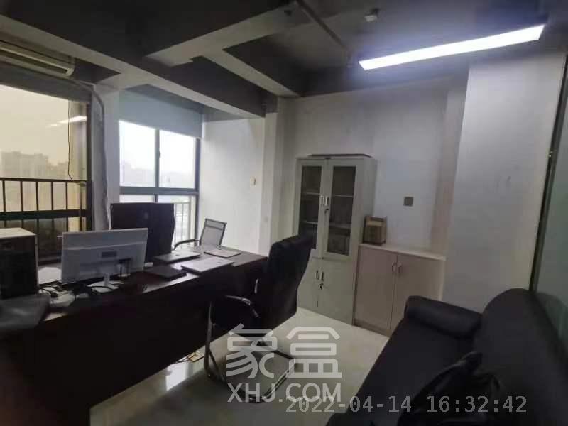 东岸城邦  1室1厅1卫   3600.00元/月室内图