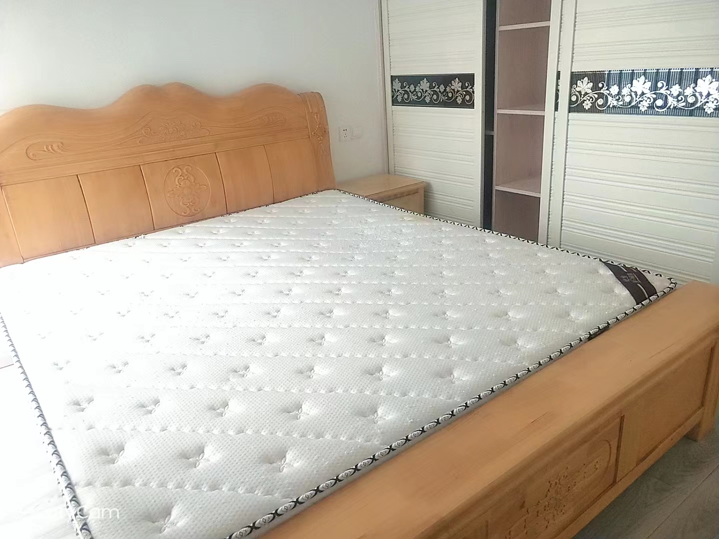 云城尚品  3室2厅1卫   2300.00元/月室内图