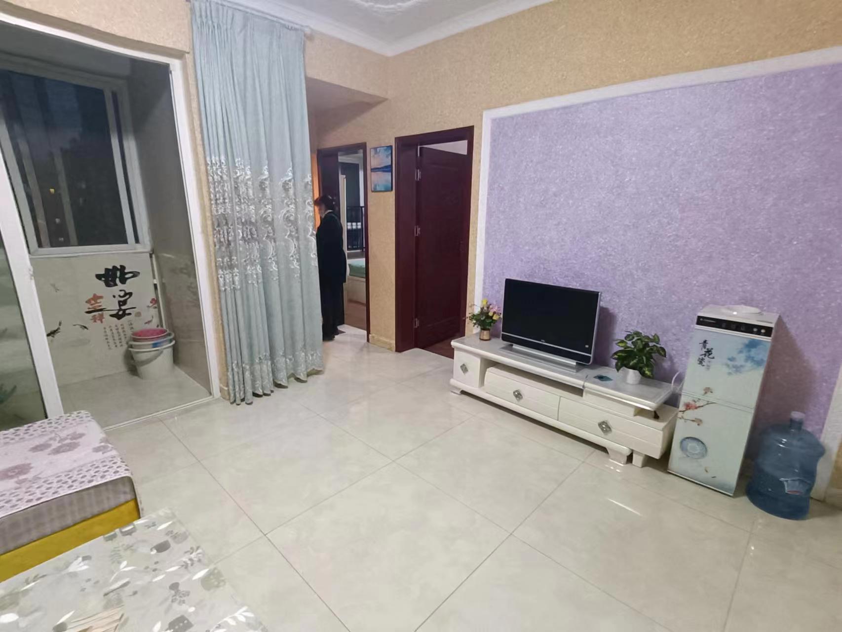 南湖锦苑  2室1厅1卫   2200.00元/月室内图