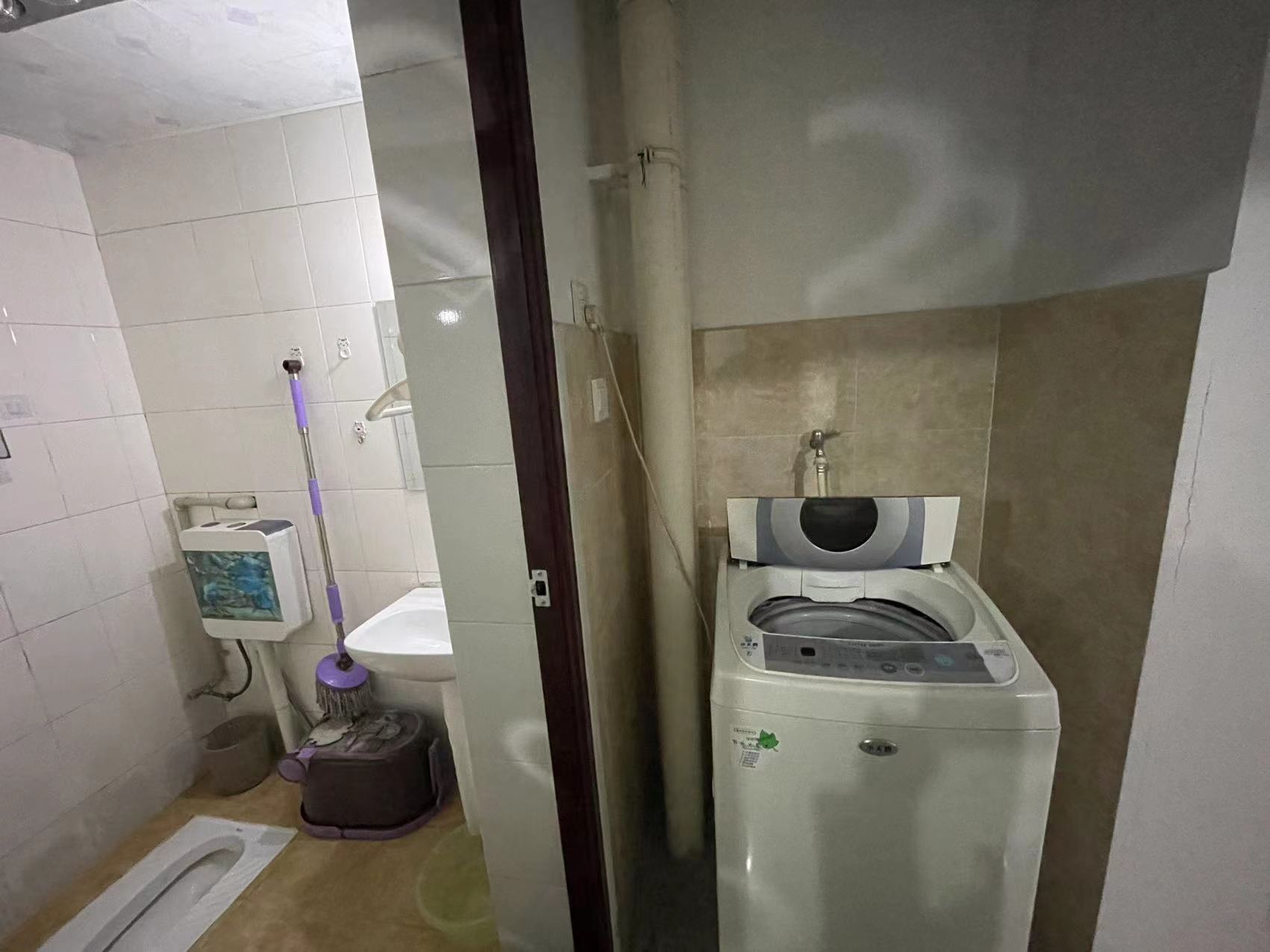 南湖锦苑  2室2厅1卫   2000.00元/月室内图