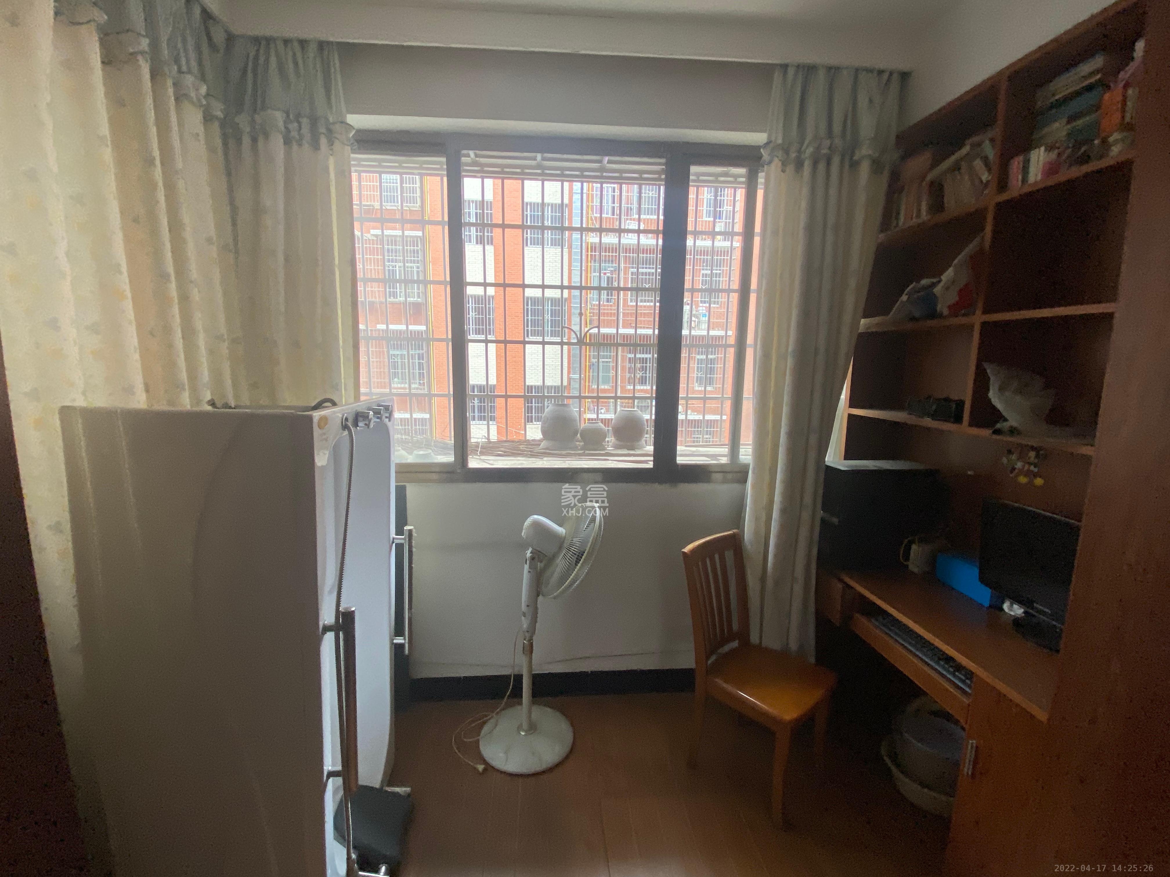 洪西安置小区(洪缘小区) 3室1厅2卫 1900.0元/月 洪西安置小区(洪缘小区) 3室1厅2卫 1900.0元/月室内图