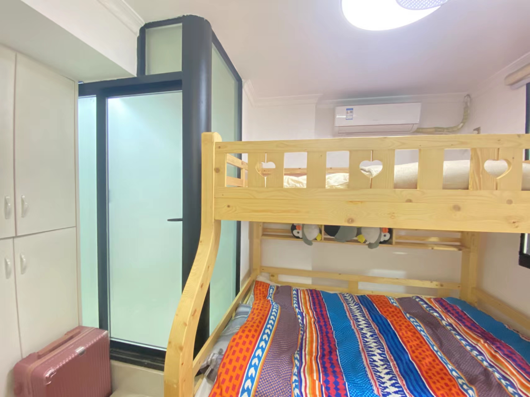 岳阳新天地  2室2厅2卫   1800.00元/月室内图