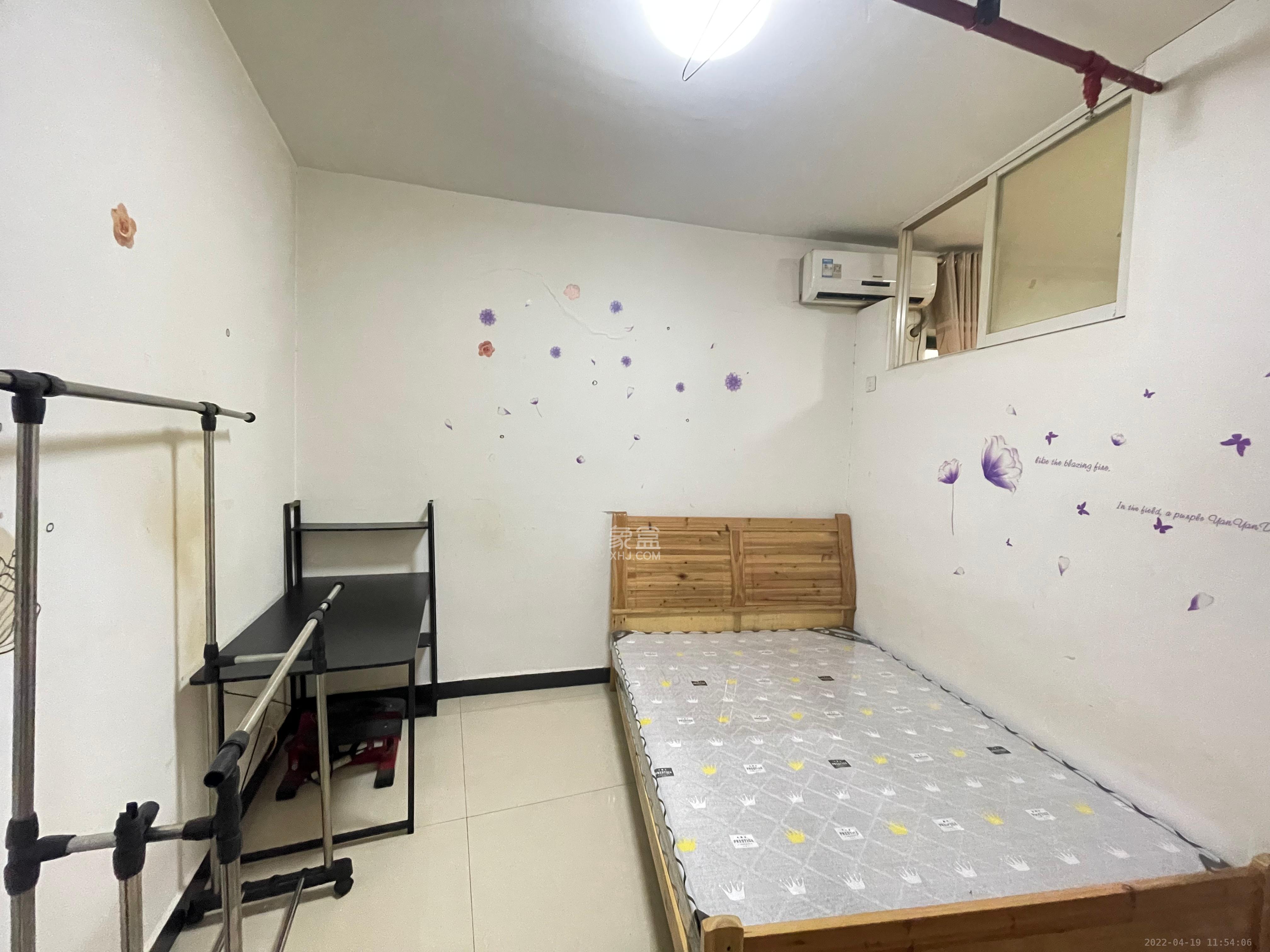 湖韵佳苑  2室1厅1卫    1800.0元/月室内图