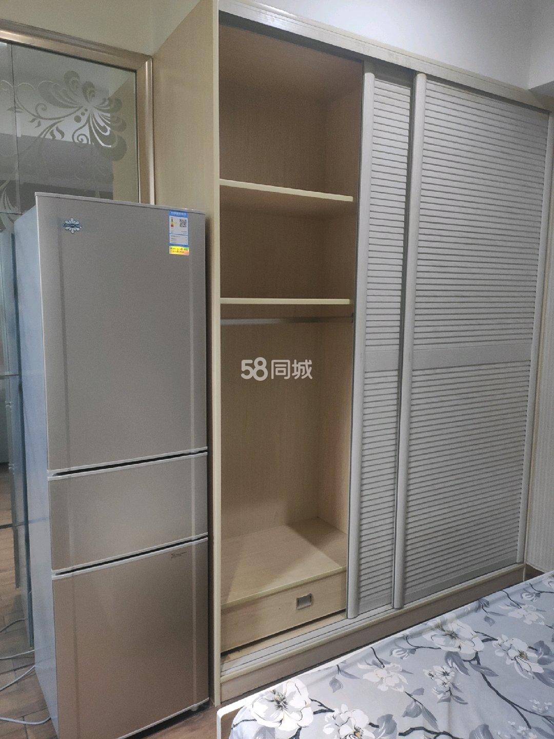 龙骧金城  1室1厅1卫   1300.00元/月室内图