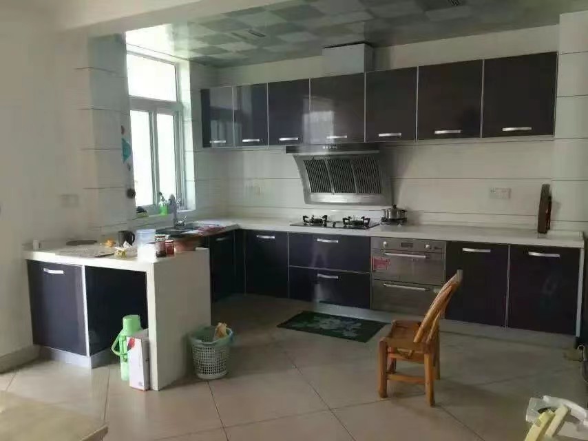金沅丽景  4室2厅2卫   2000.00元/月室内图