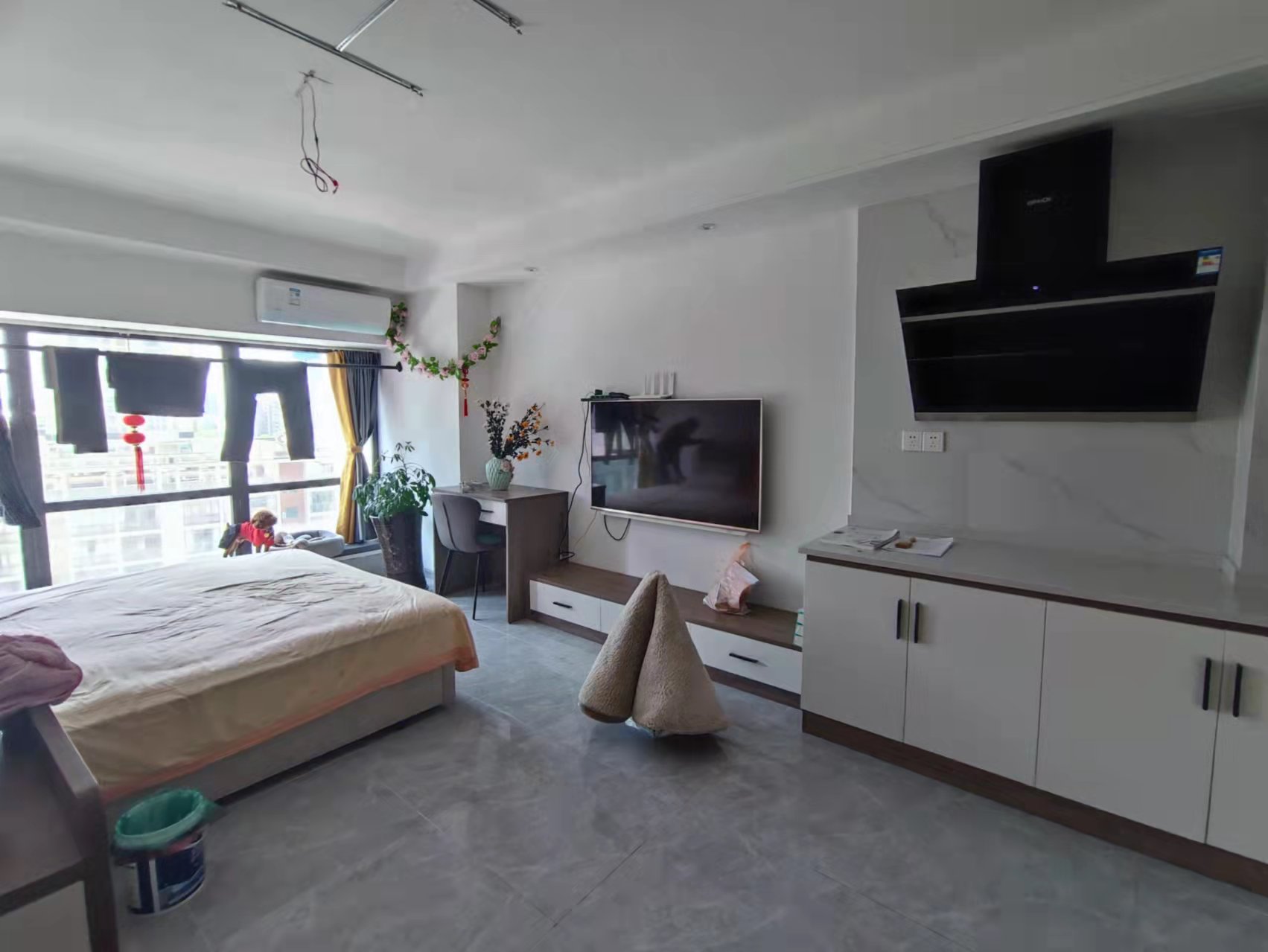 富力新天地一二期 1室1厅1卫 1750.00元/月 富力新天地一二期 1室1厅1卫 1750.00元/月室内图