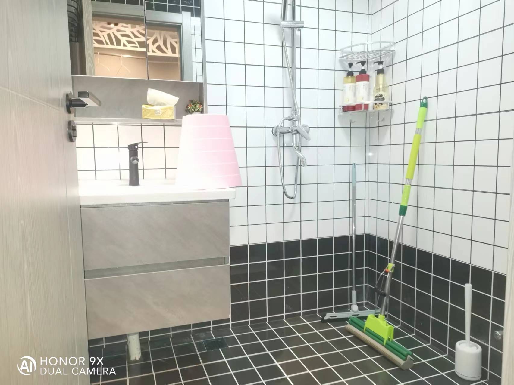 恒大滨河左岸 1室1厅1卫 1800.00元/月 恒大滨河左岸 1室1厅1卫 1800.00元/月室内图