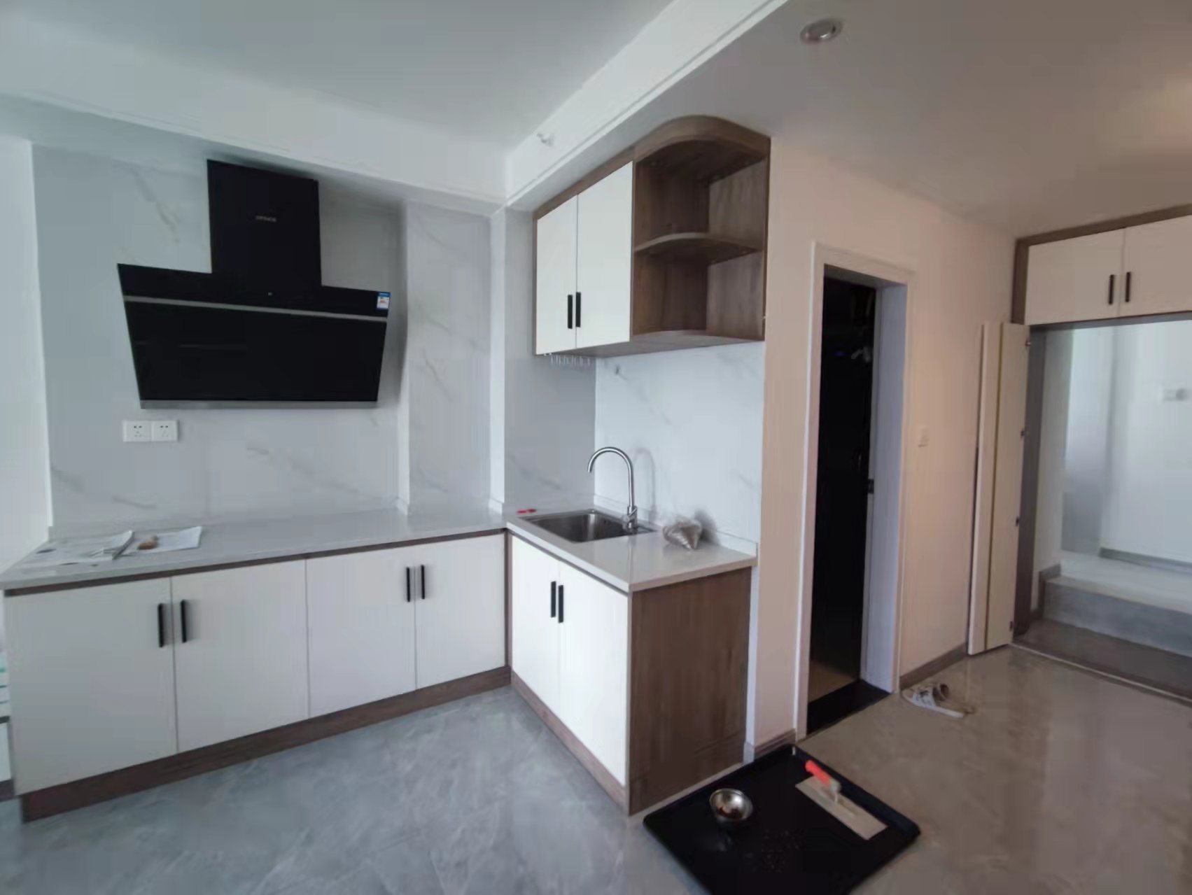 富力新天地一二期 1室1厅1卫 1750.00元/月 富力新天地一二期 1室1厅1卫 1750.00元/月室内图