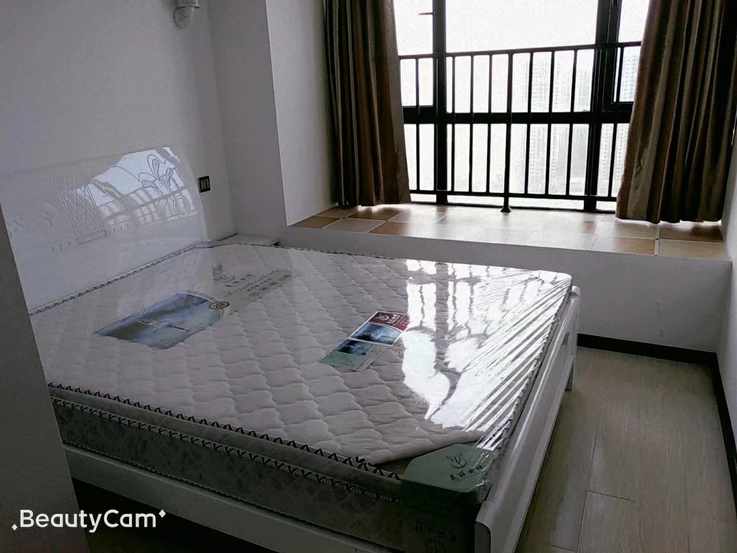 云城尚品 3室2厅1卫 2200.00元/月 云城尚品 3室2厅1卫 2200.00元/月室内图