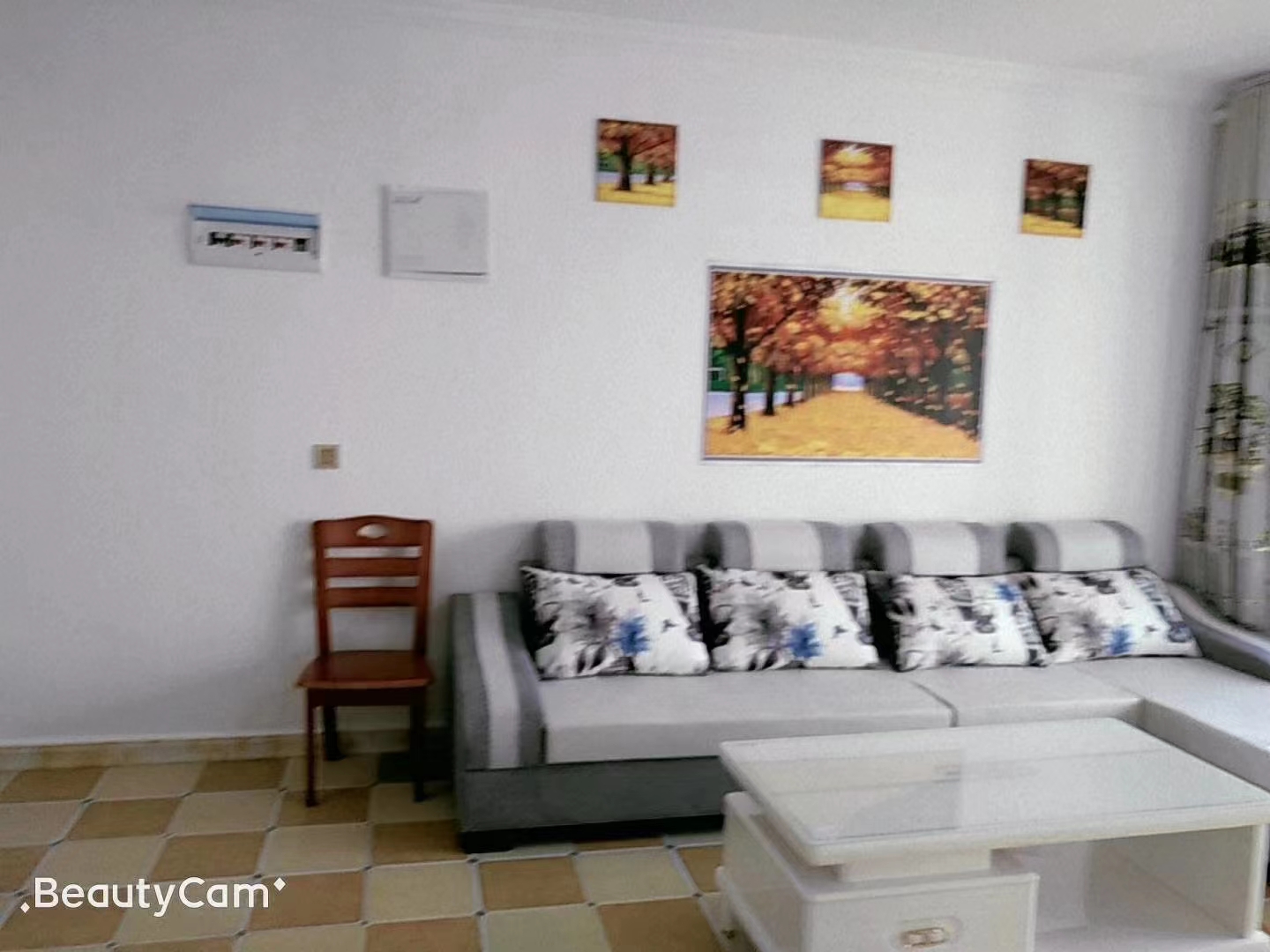 云城尚品 3室2厅1卫 2200.00元/月 云城尚品 3室2厅1卫 2200.00元/月室内图