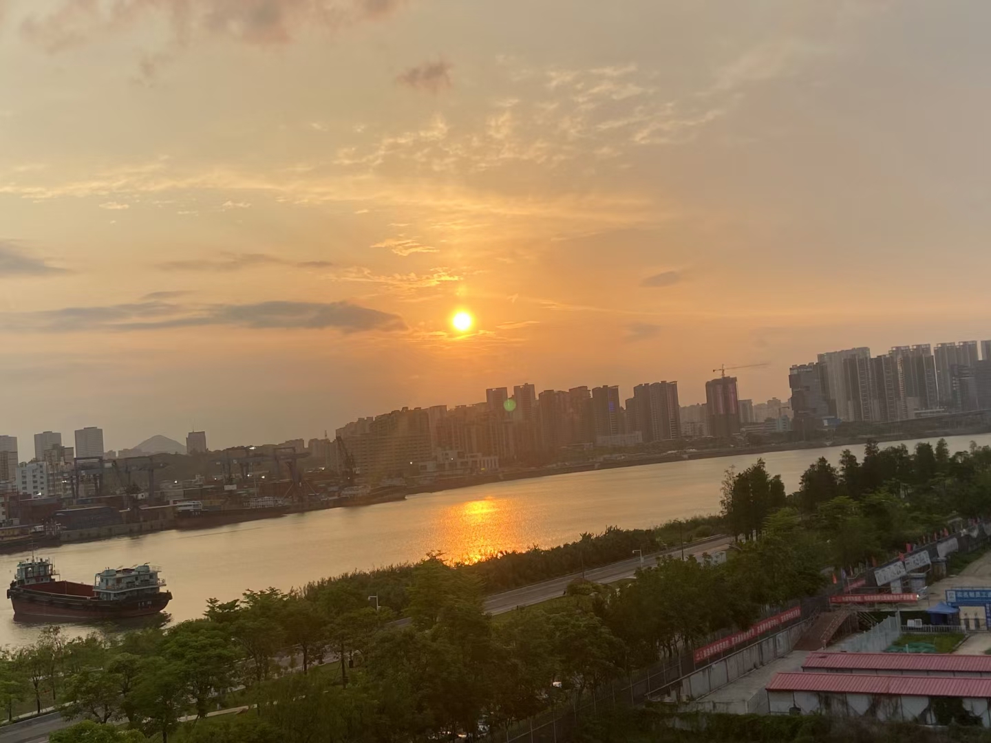 和悦城(蟠龙景苑)  1室1厅1卫   2300.00元/月户型图