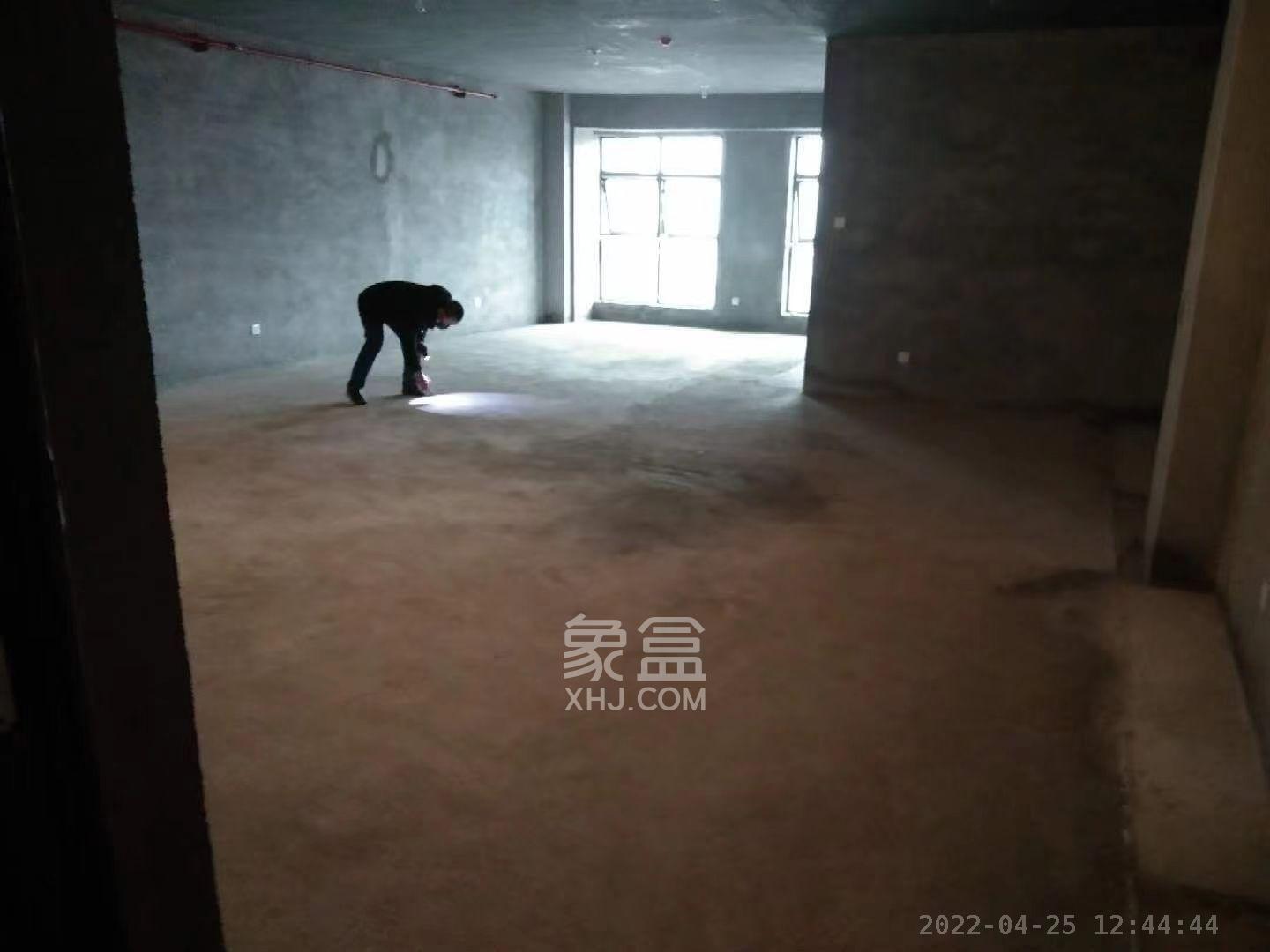 和悦城(蟠龙景苑)  1室1厅1卫   2300.00元/月室内图