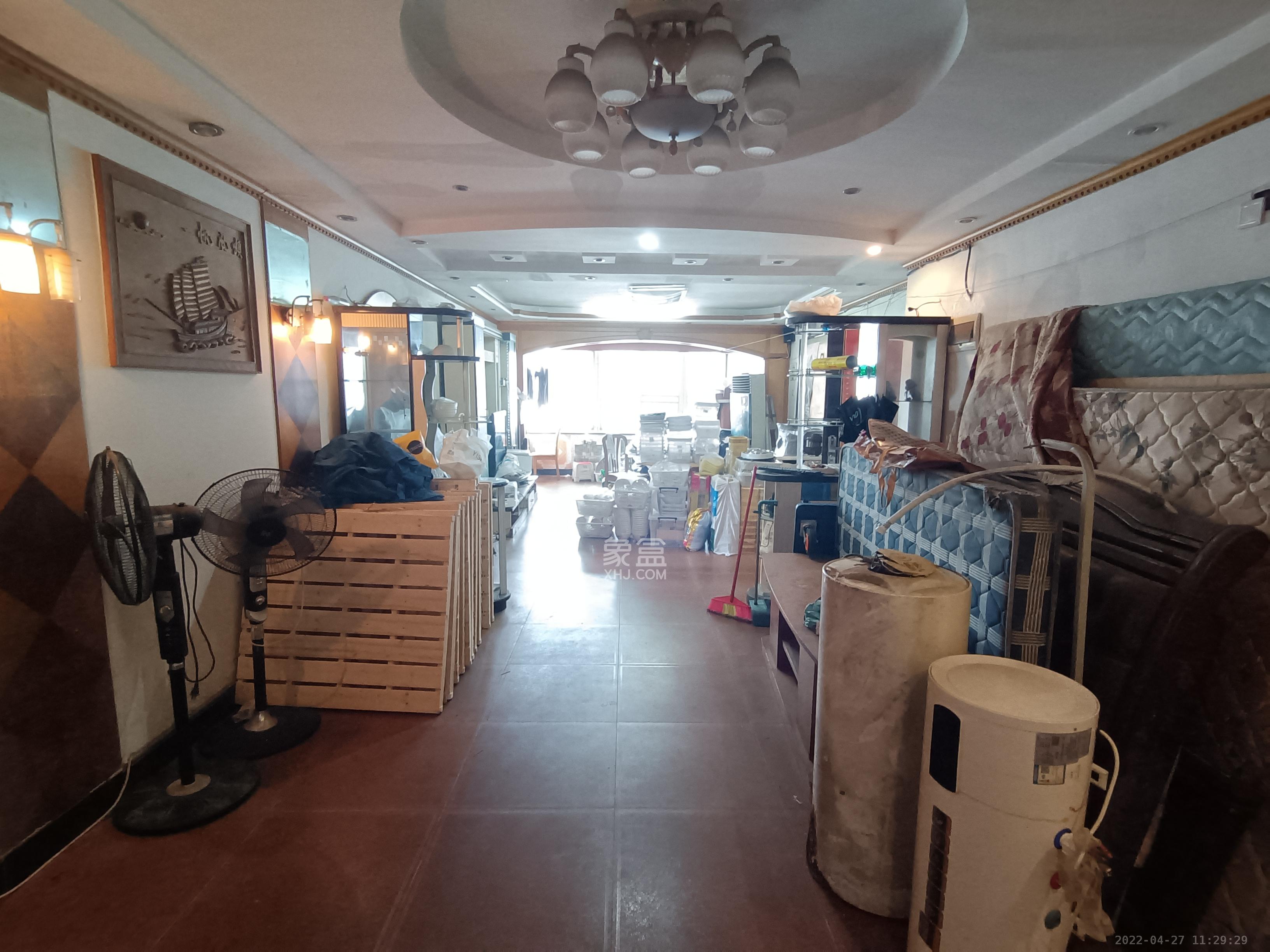 三泰街新富城 4室2厅2卫 4200.0元/月 三泰街新富城 4室2厅2卫 4200.0元/月室内图