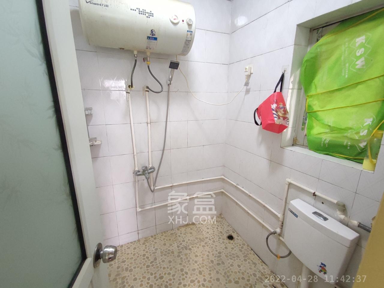 枫树小区  3室2厅1卫    1800.0元/月室内图