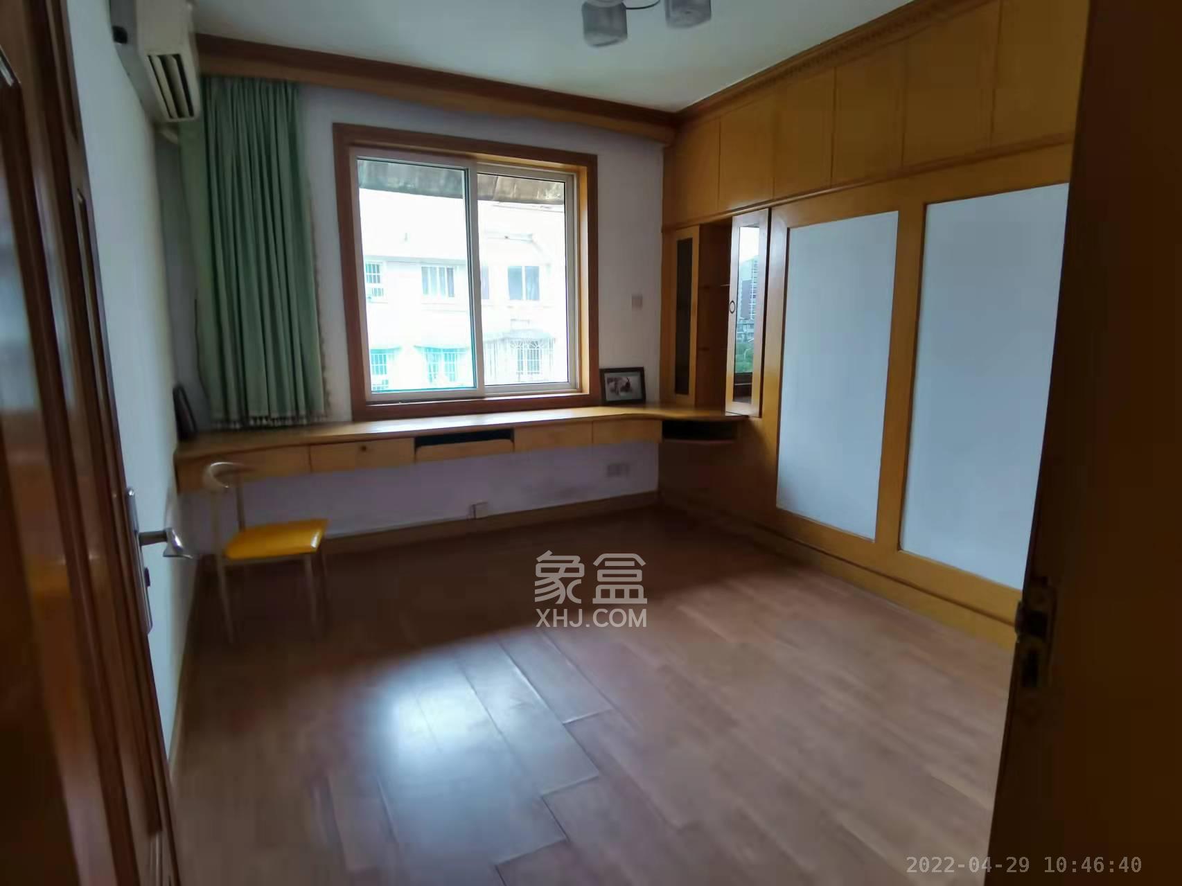 德政园 5室2厅1卫 2900.0元/月 德政园 5室2厅1卫 2900.0元/月室内图