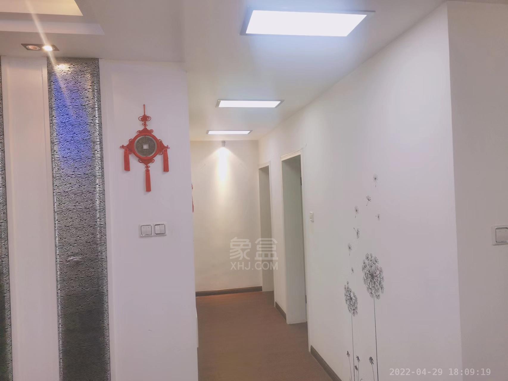国脉家园  3室2厅1卫   2300.00元/月室内图