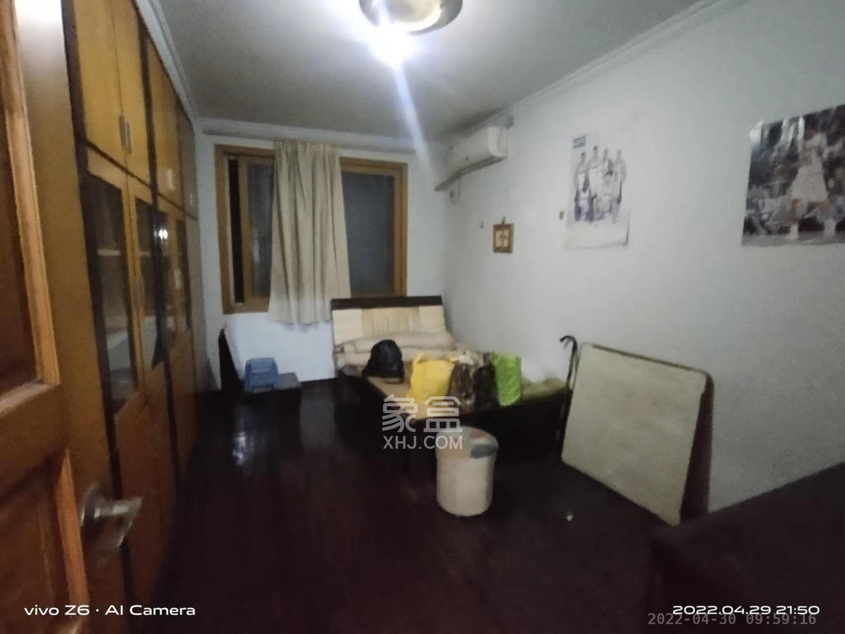 广宇园丁新村  3室2厅2卫    2500.0元/月室内图