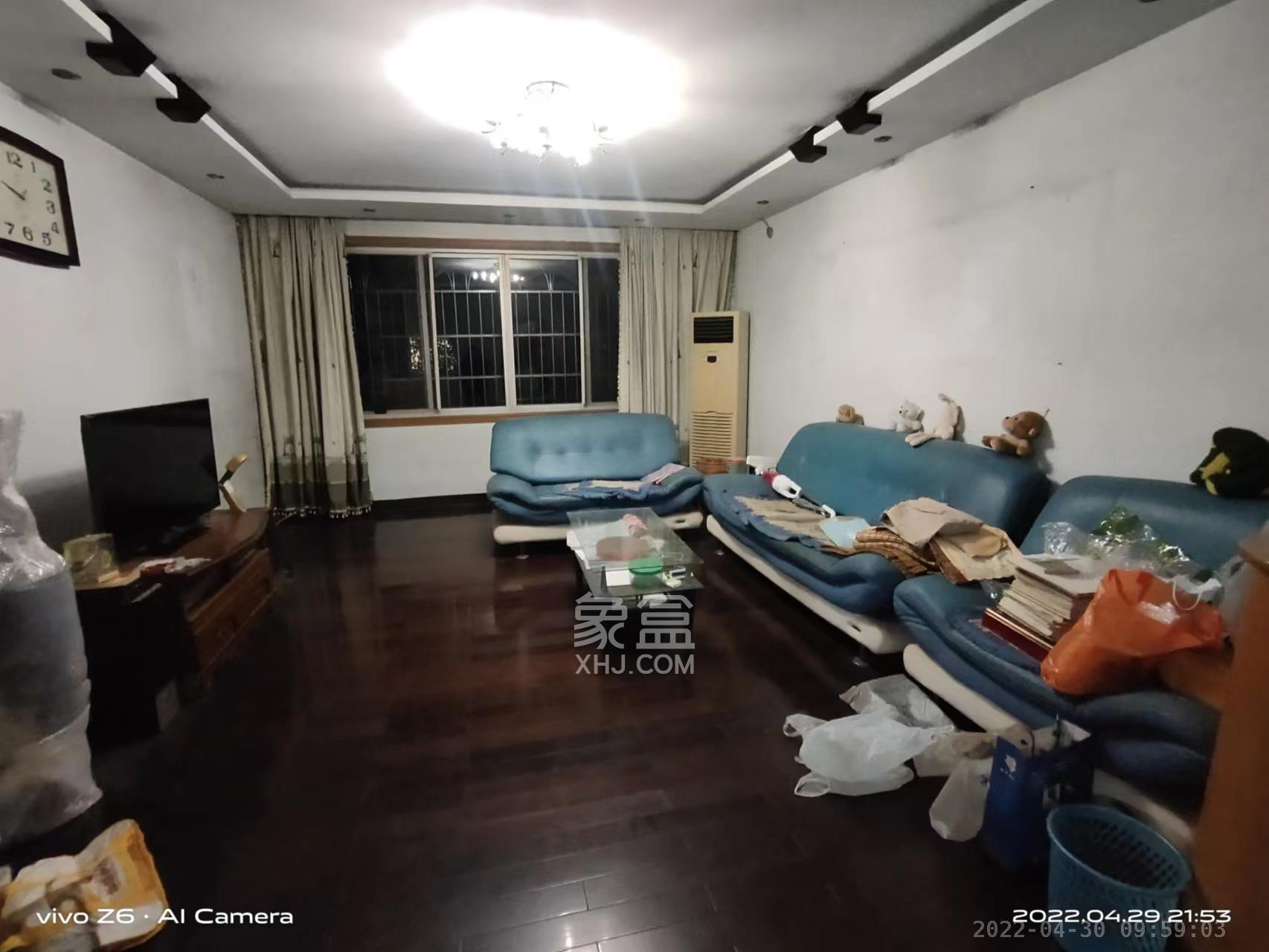 广宇园丁新村  3室2厅2卫    2500.0元/月室内图