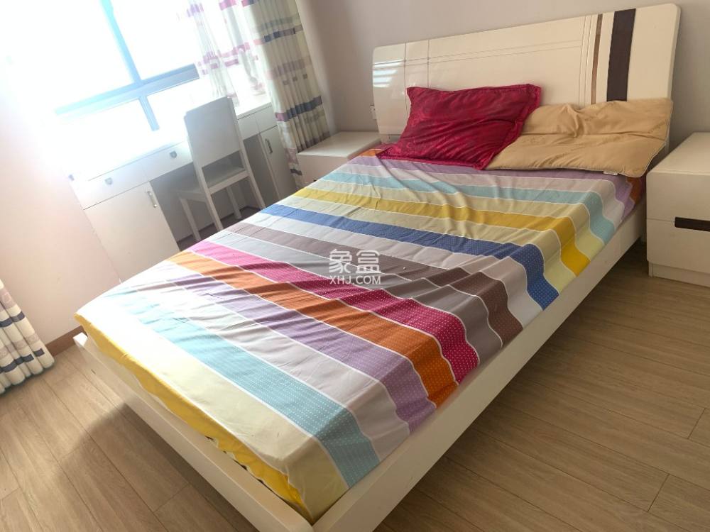 明兴翰苑一期  2室2厅1卫   1700.00元/月室内图