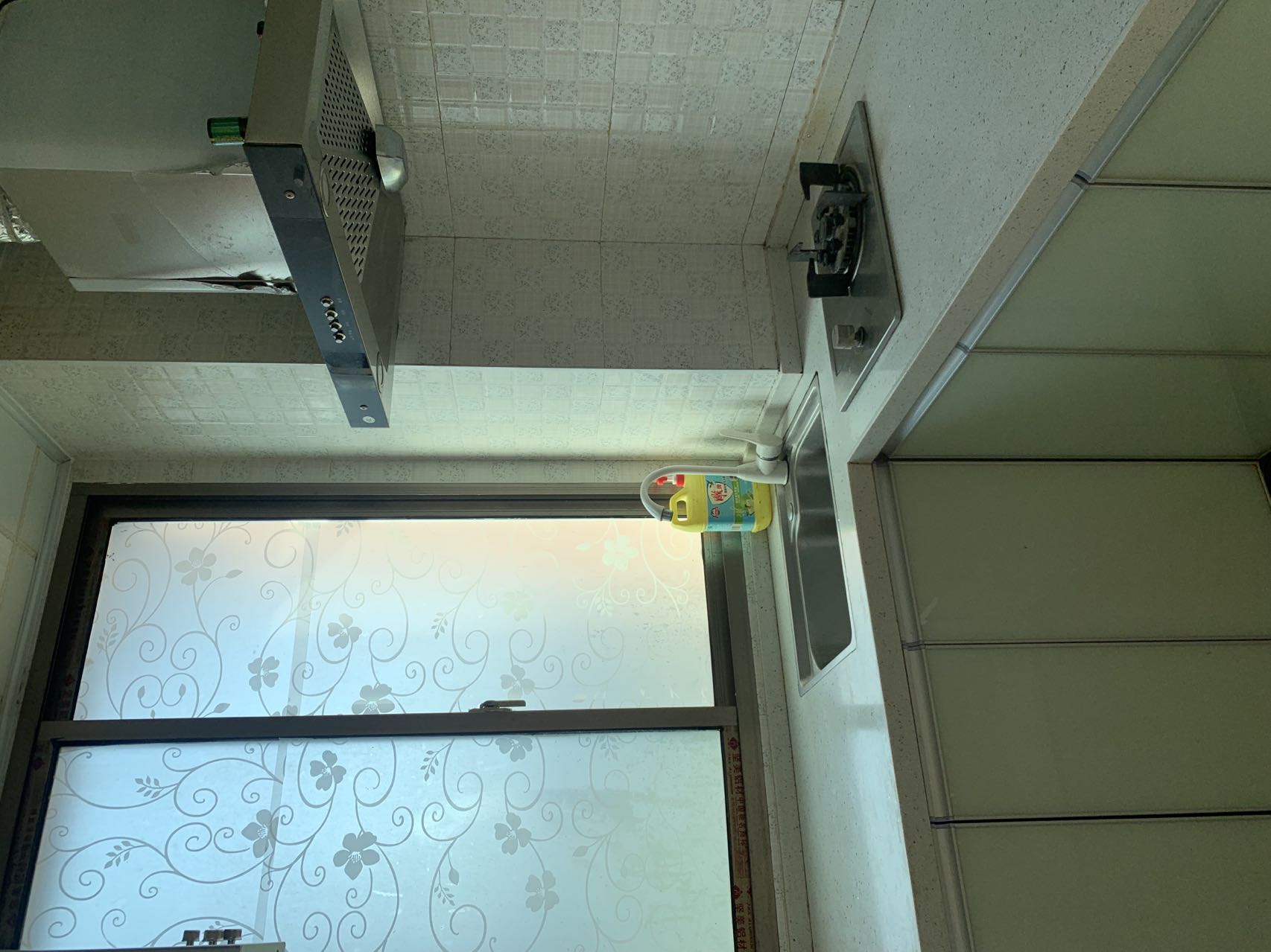 芙蓉苑  1室1厅1卫   1500.00元/月室内图