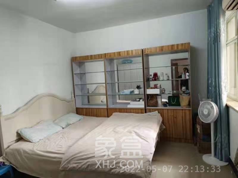云集国际  1室0厅1卫    1500.0元/月室内图1