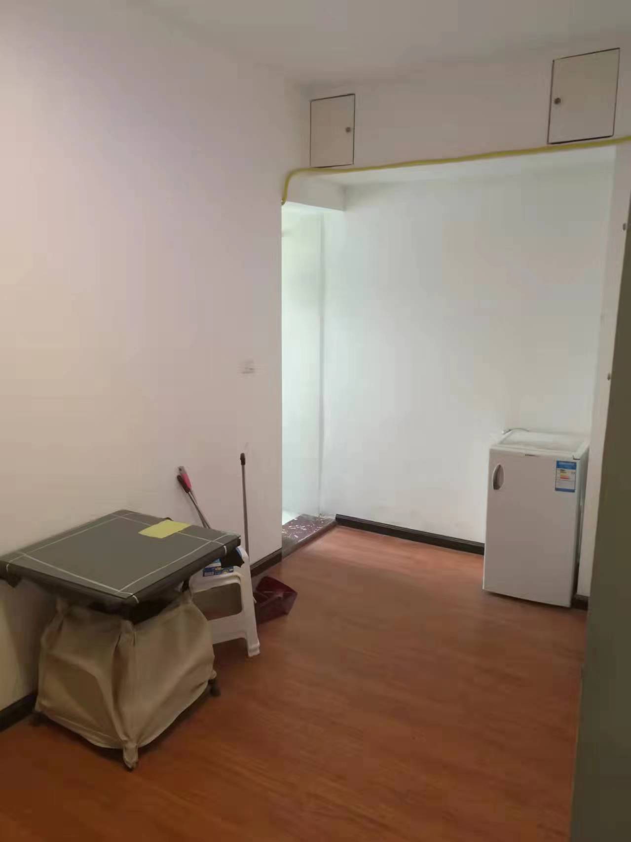 美的林城时代  1室1厅1卫   1900.00元/月室内图