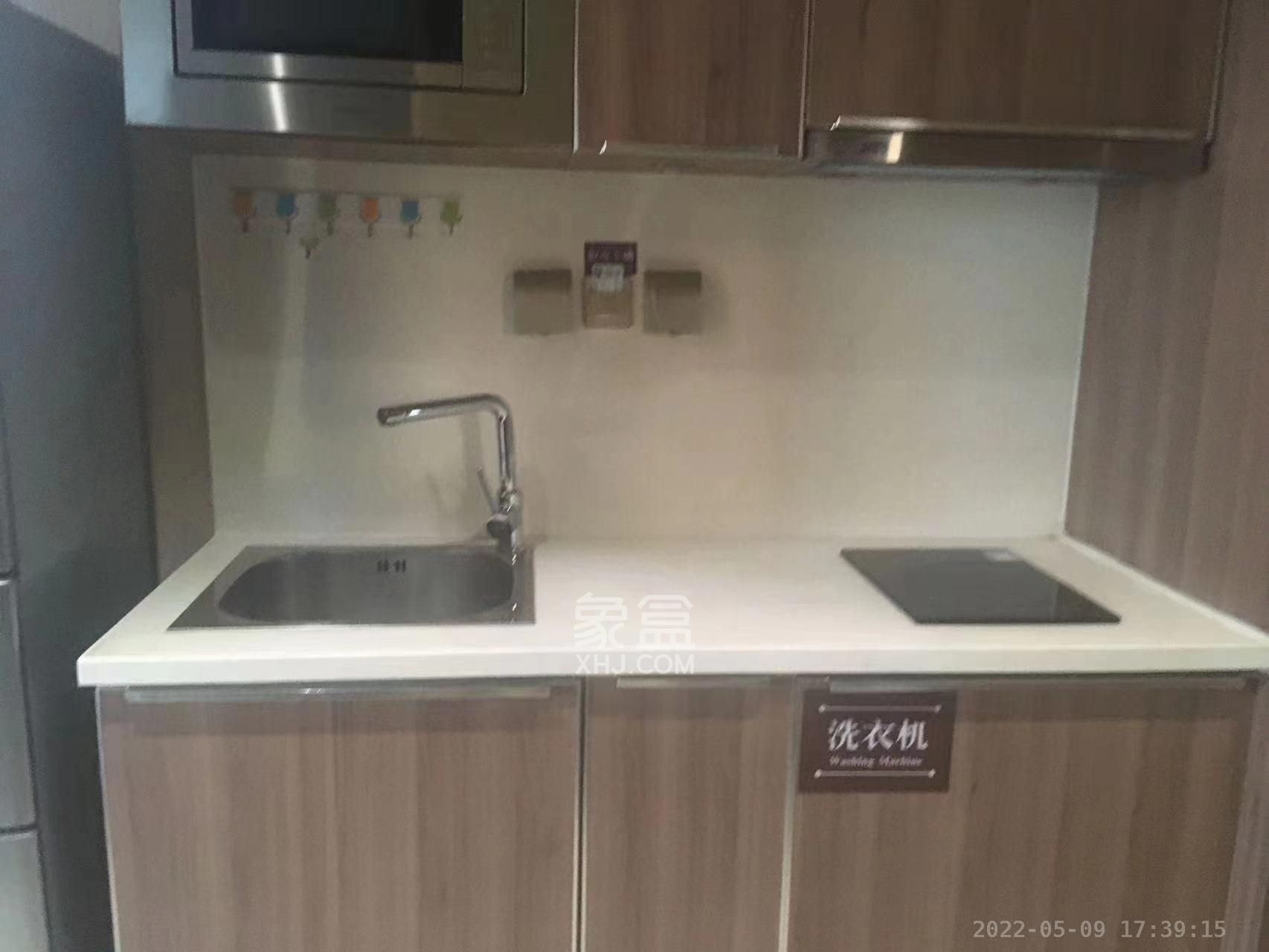 华远国际公寓  1室1厅1卫    4500.0元/月 华远国际公寓  1室1厅1卫    4500.0元/月室内图