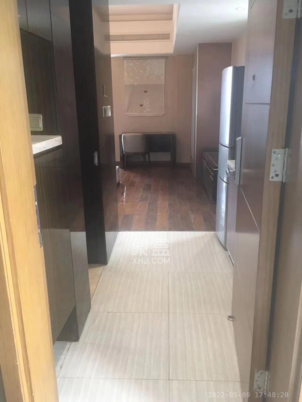 华远国际公寓  1室1厅1卫    4500.0元/月 华远国际公寓  1室1厅1卫    4500.0元/月室内图