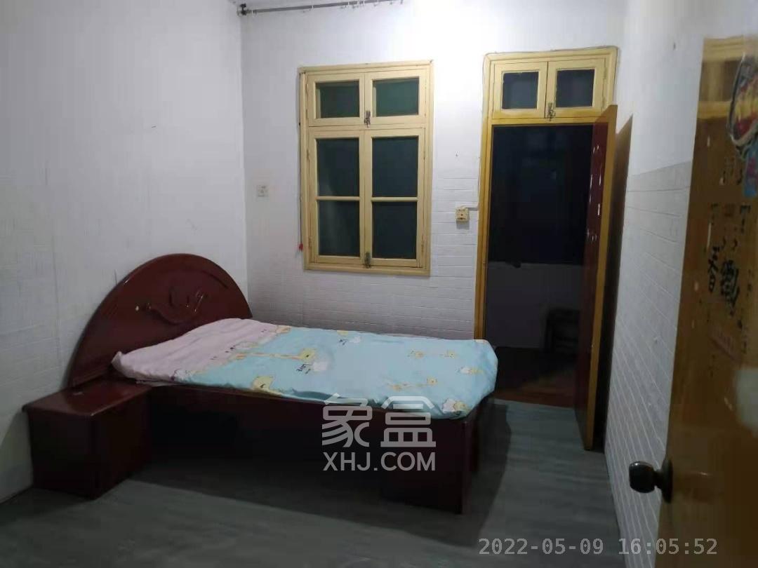 中石化西南石油局单位房（中南石油局四普基地花园小区）  2室2厅1卫   800.00元/月室内图1
