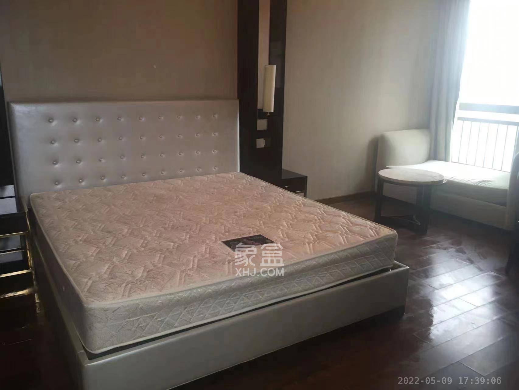 华远国际公寓  1室1厅1卫    4500.0元/月 华远国际公寓  1室1厅1卫    4500.0元/月室内图1