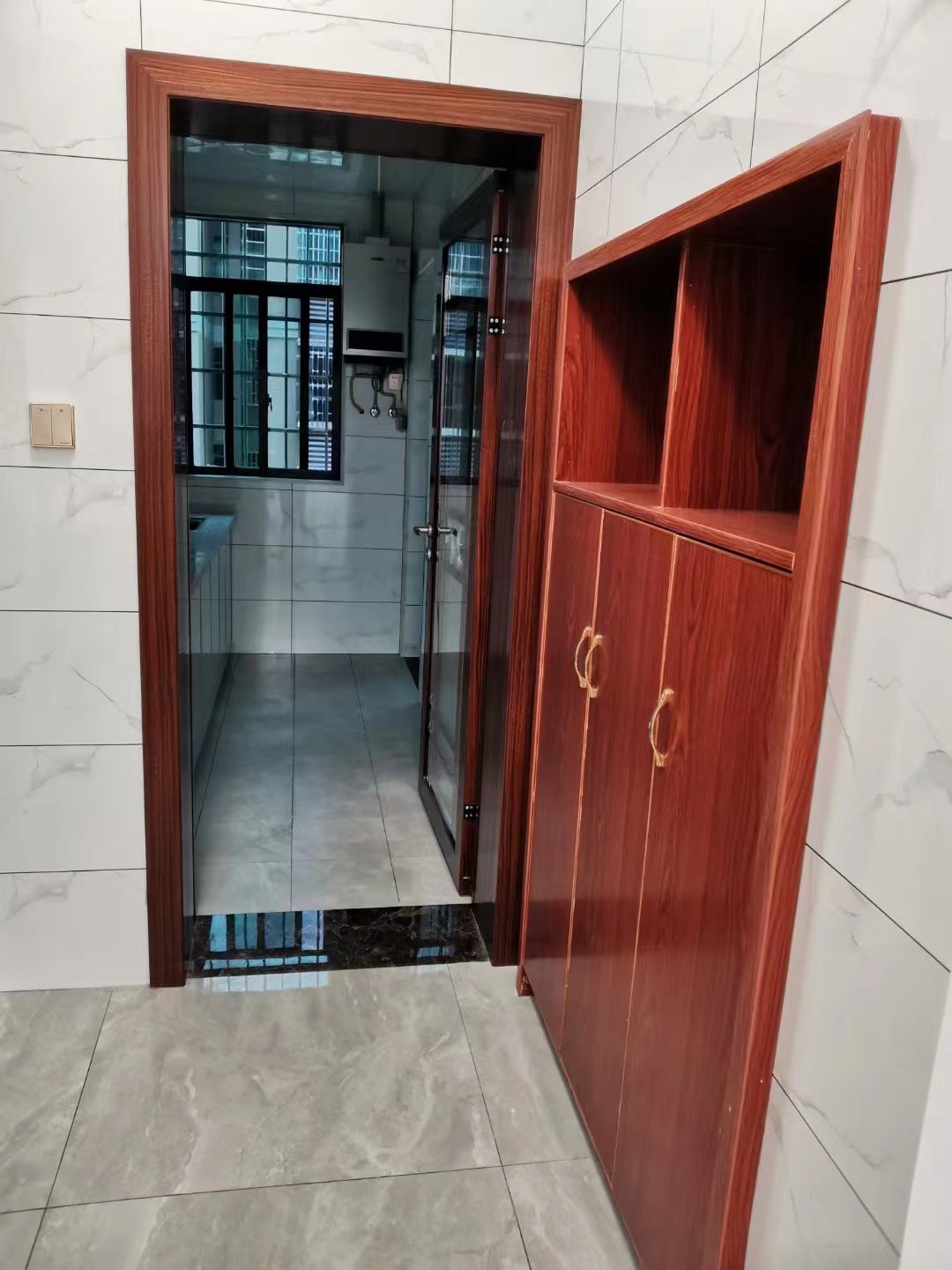 茅茶亭安置小区  3室2厅2卫   1300.00元/月室内图