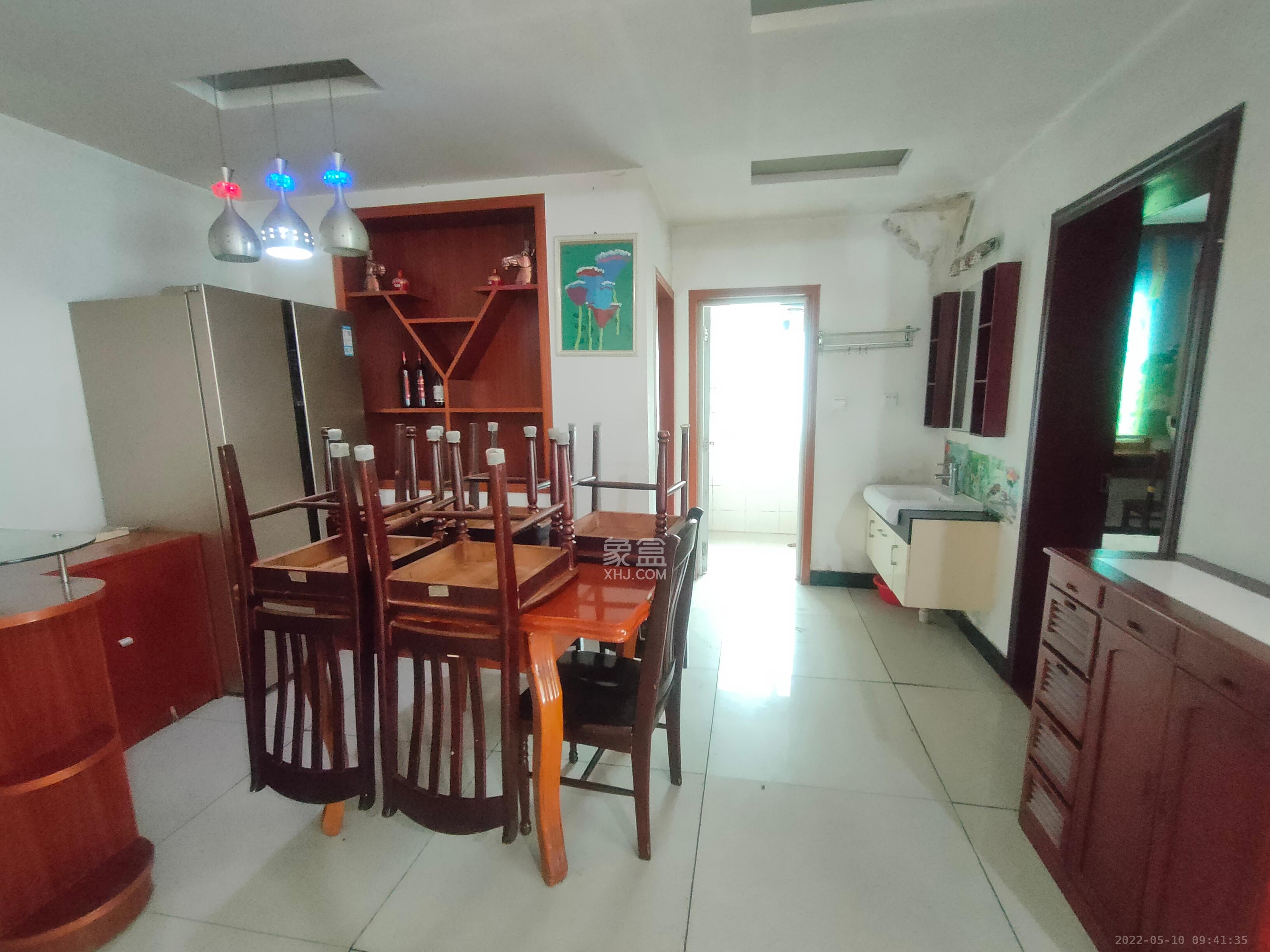 中南汽车世界 3室2厅2卫 1600.0元/月 中南汽车世界 3室2厅2卫 1600.0元/月室内图